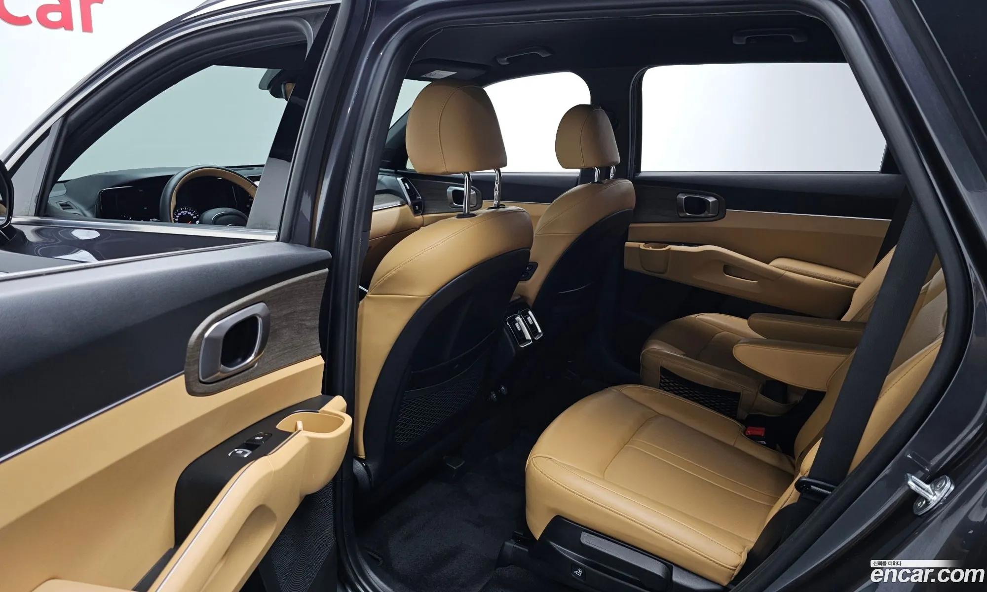 Kia Sorento 2020 KNARJ81BGMA016132 — 8