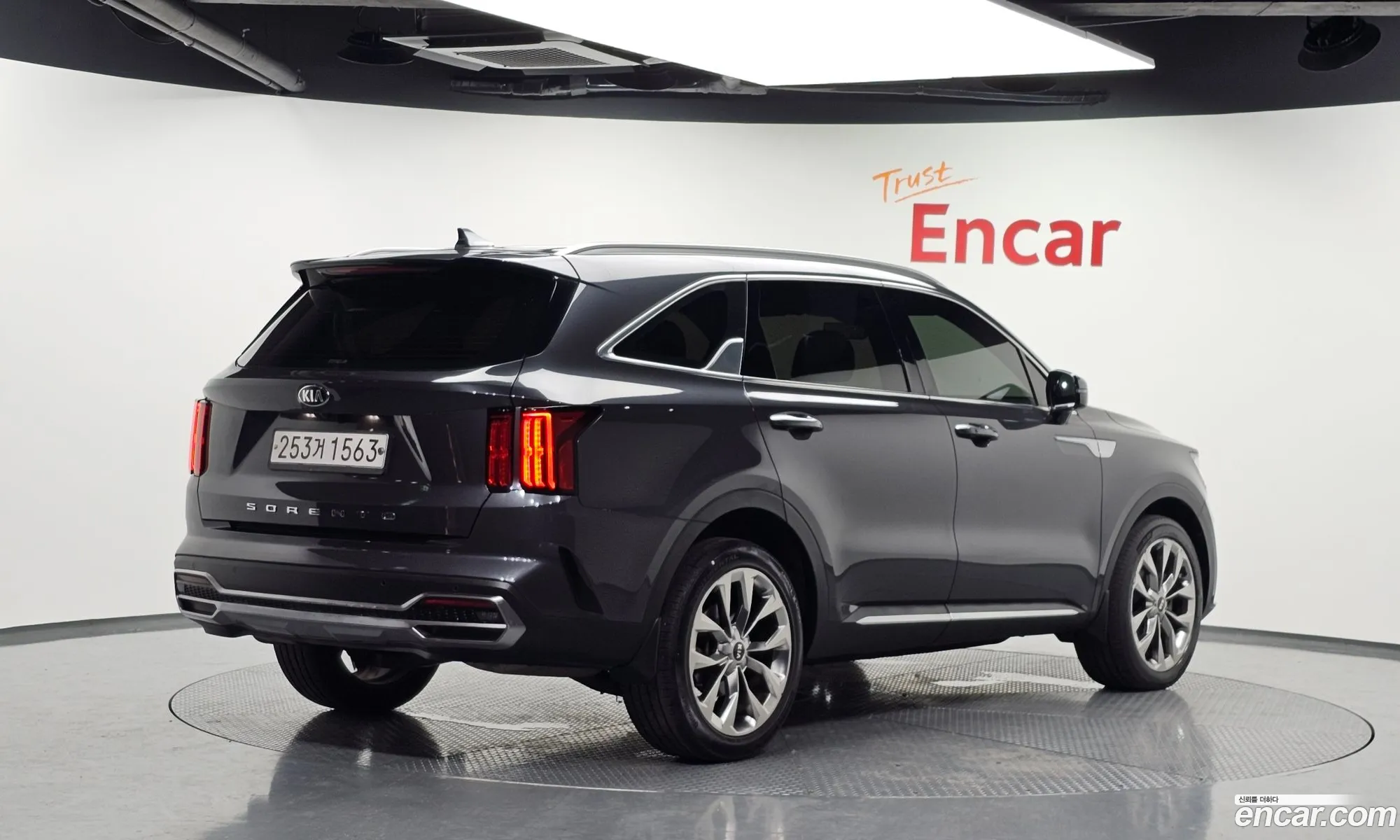 Kia Sorento 2020 KNARJ81BGMA016132 — 4