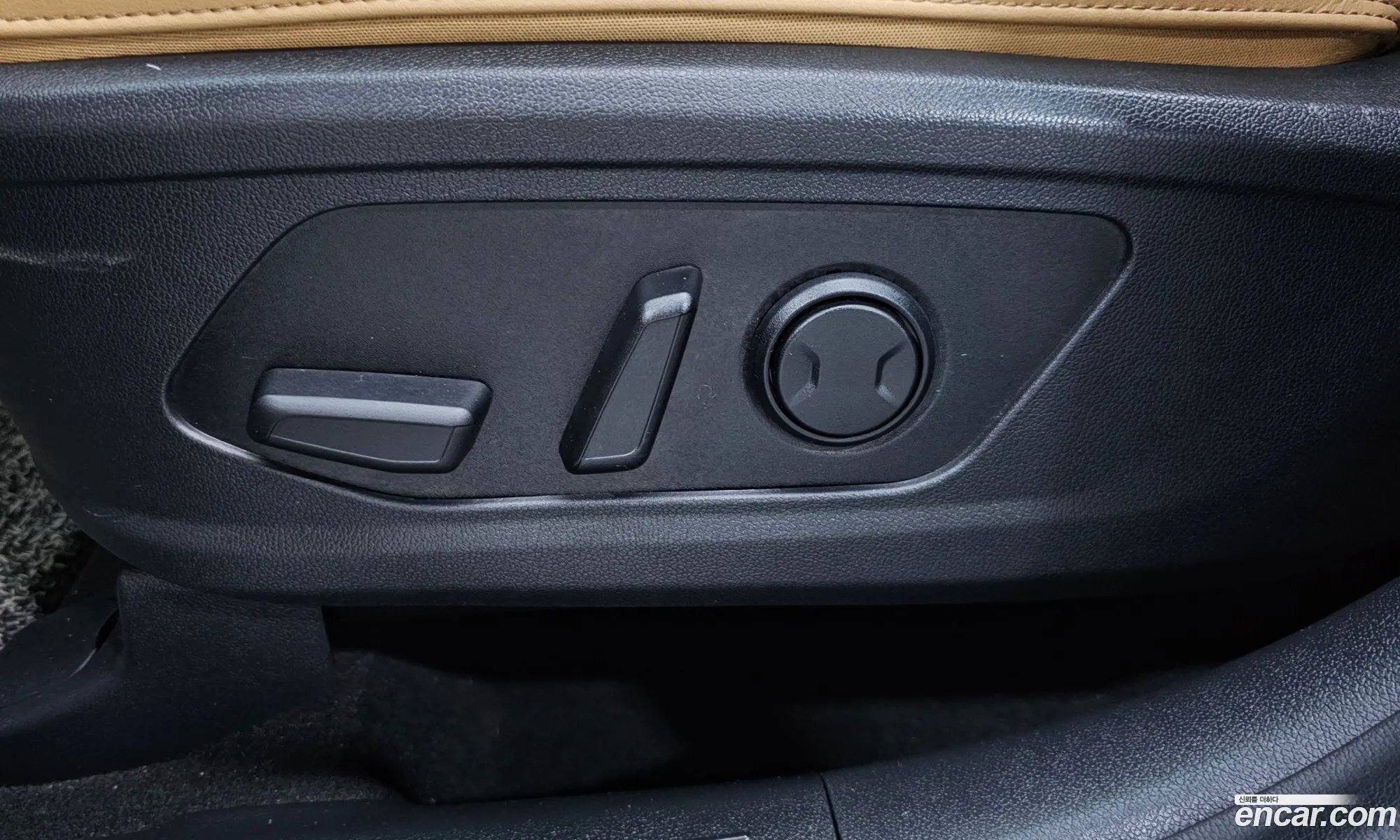 Kia Sorento 2020 KNARJ81BGMA016132 — 3