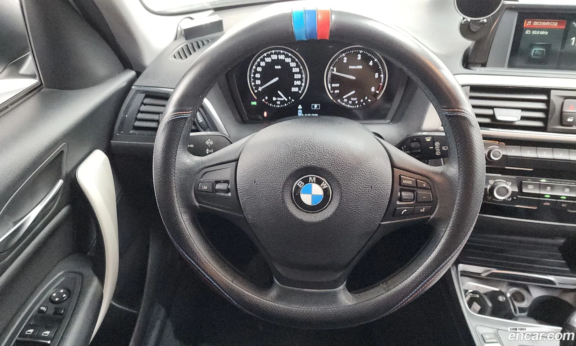 BMW 1 Series 2017 WBA1S5105JV995094 — 15