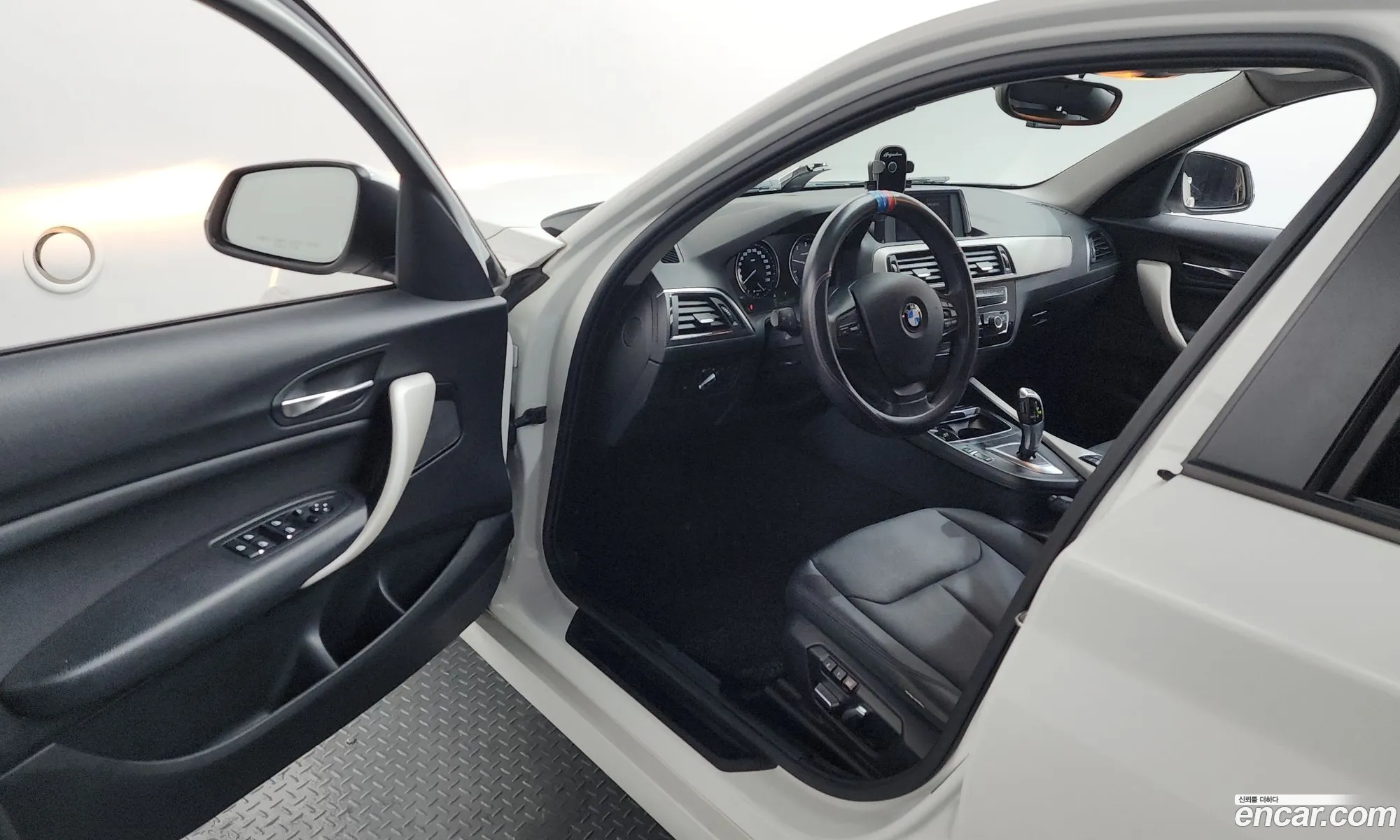 BMW 1 Series 2017 WBA1S5105JV995094 — 10