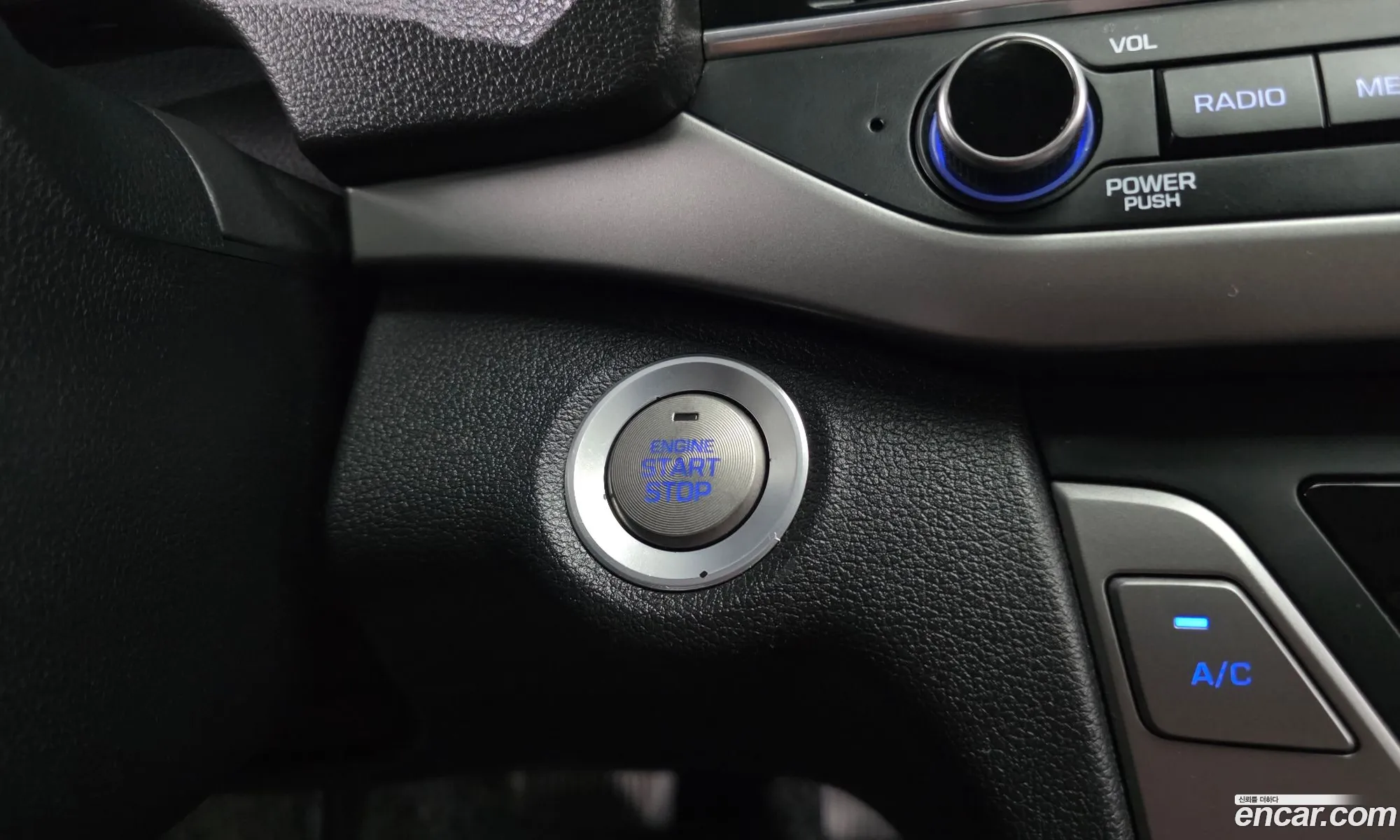 Hyundai Elantra AD 2017 KMHD641DBJU488029 — 3