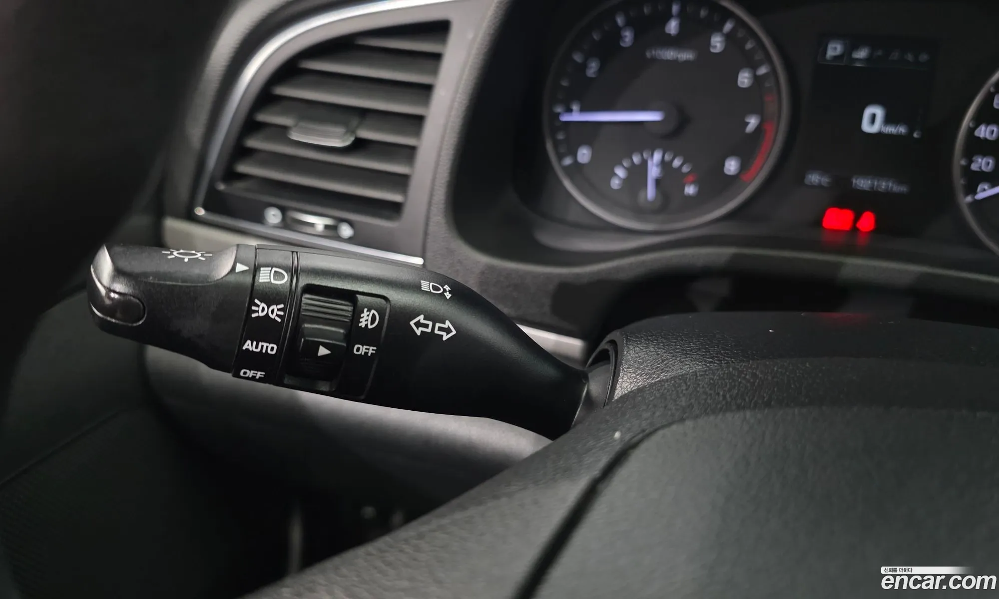 Hyundai Elantra AD 2017 KMHD641DBJU488029 — 12