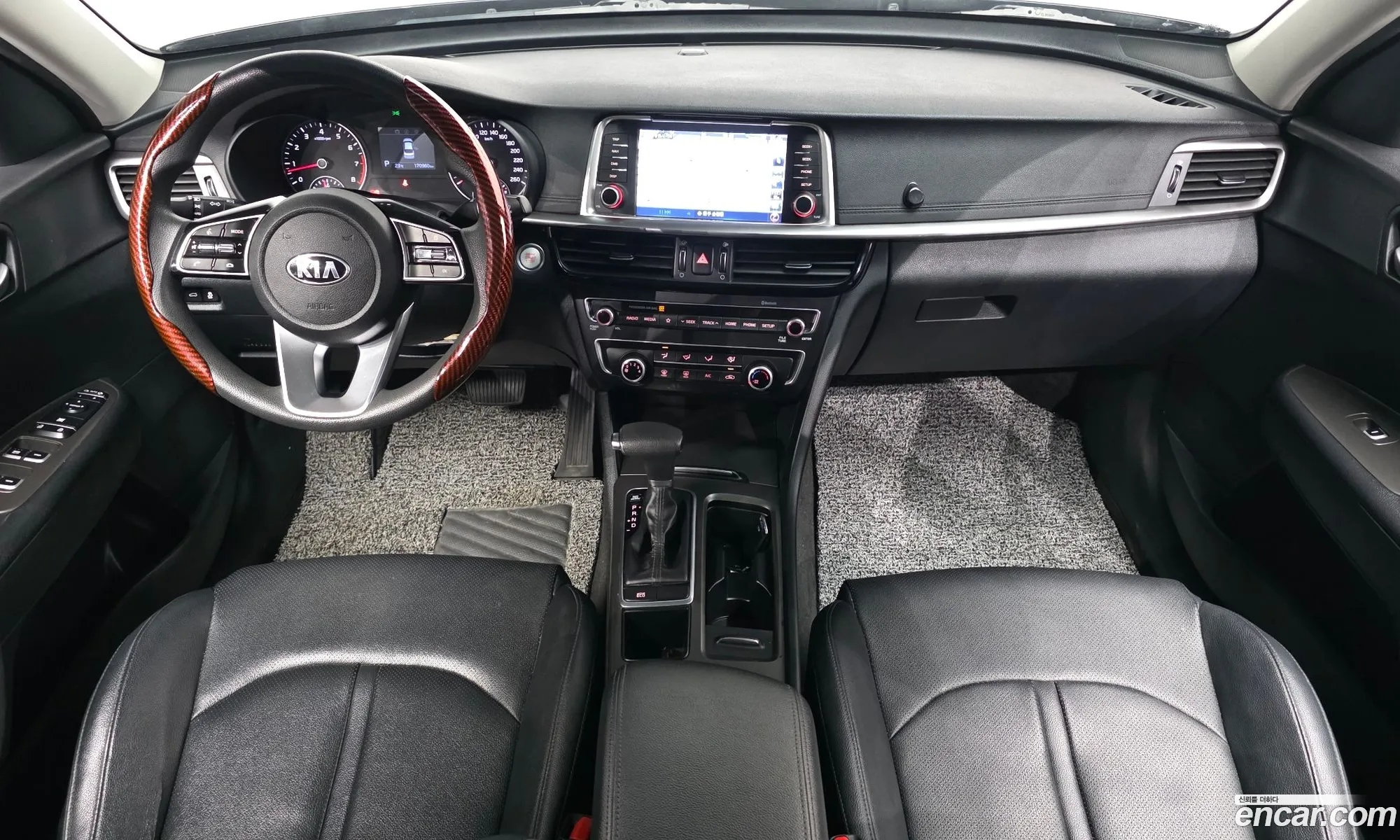Kia K5 2019 KNAGS416BLA356858 — 3
