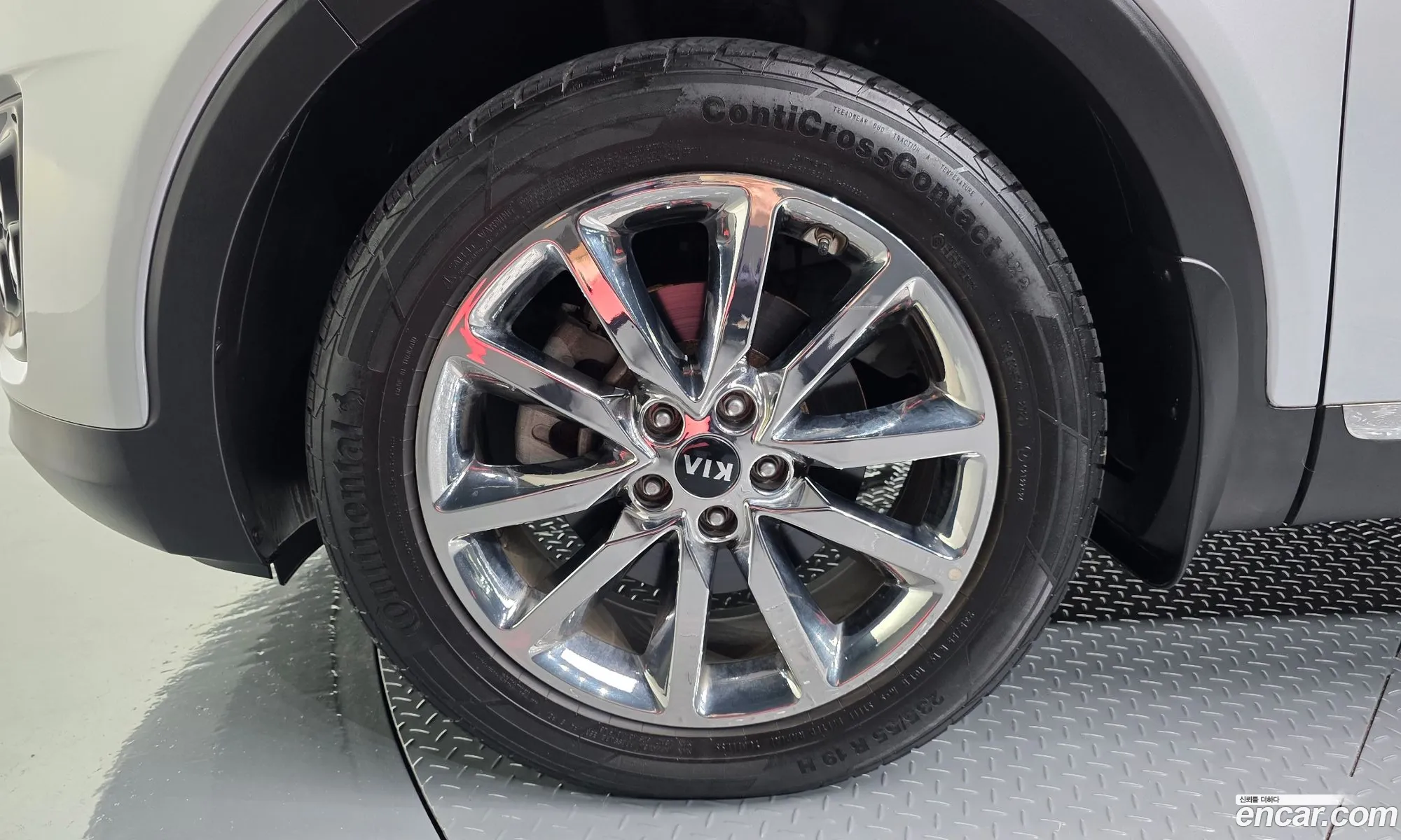 Kia Sorento 2017 KNAPS81ABHA327748 — 19