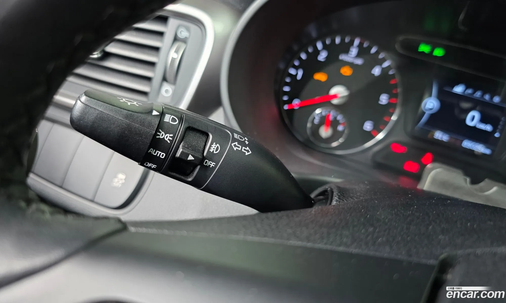 Kia Sorento 2017 KNAPS81ABHA327748 — 16