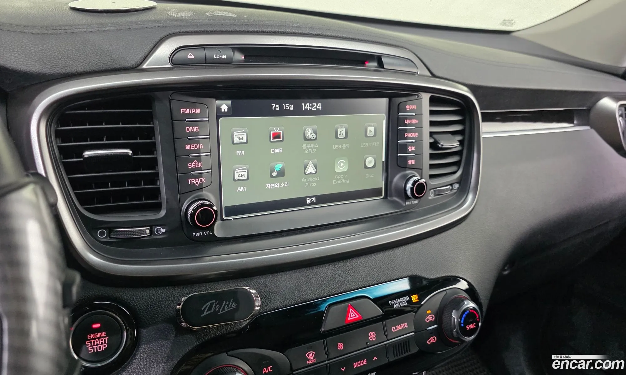 Kia Sorento 2017 KNAPS81ABHA327748 — 4