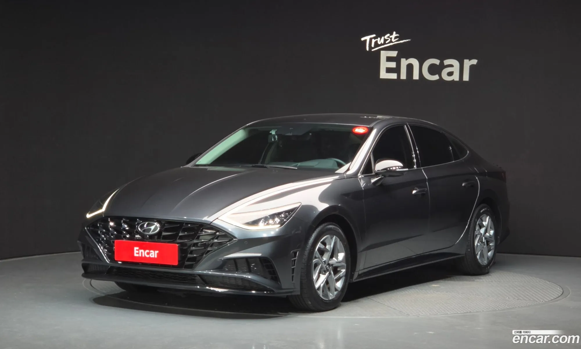 Hyundai Sonata 2023 — 32