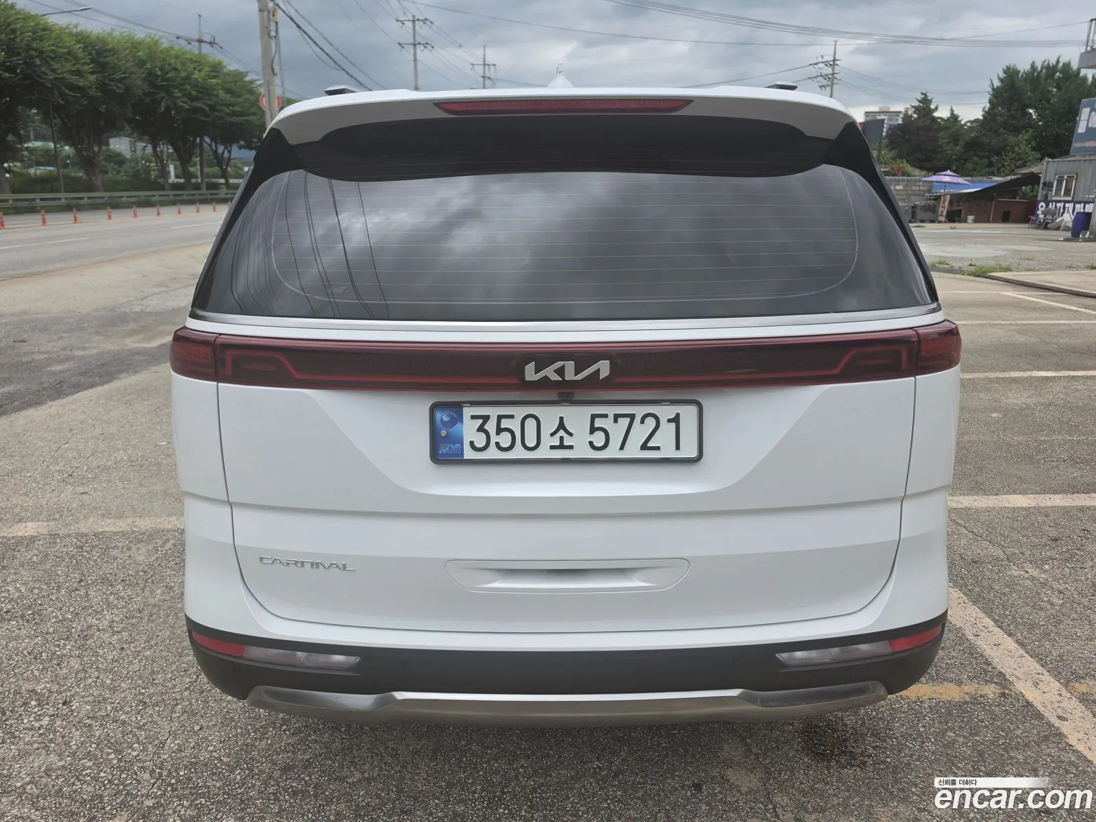 Kia Carnival 2023 — 11