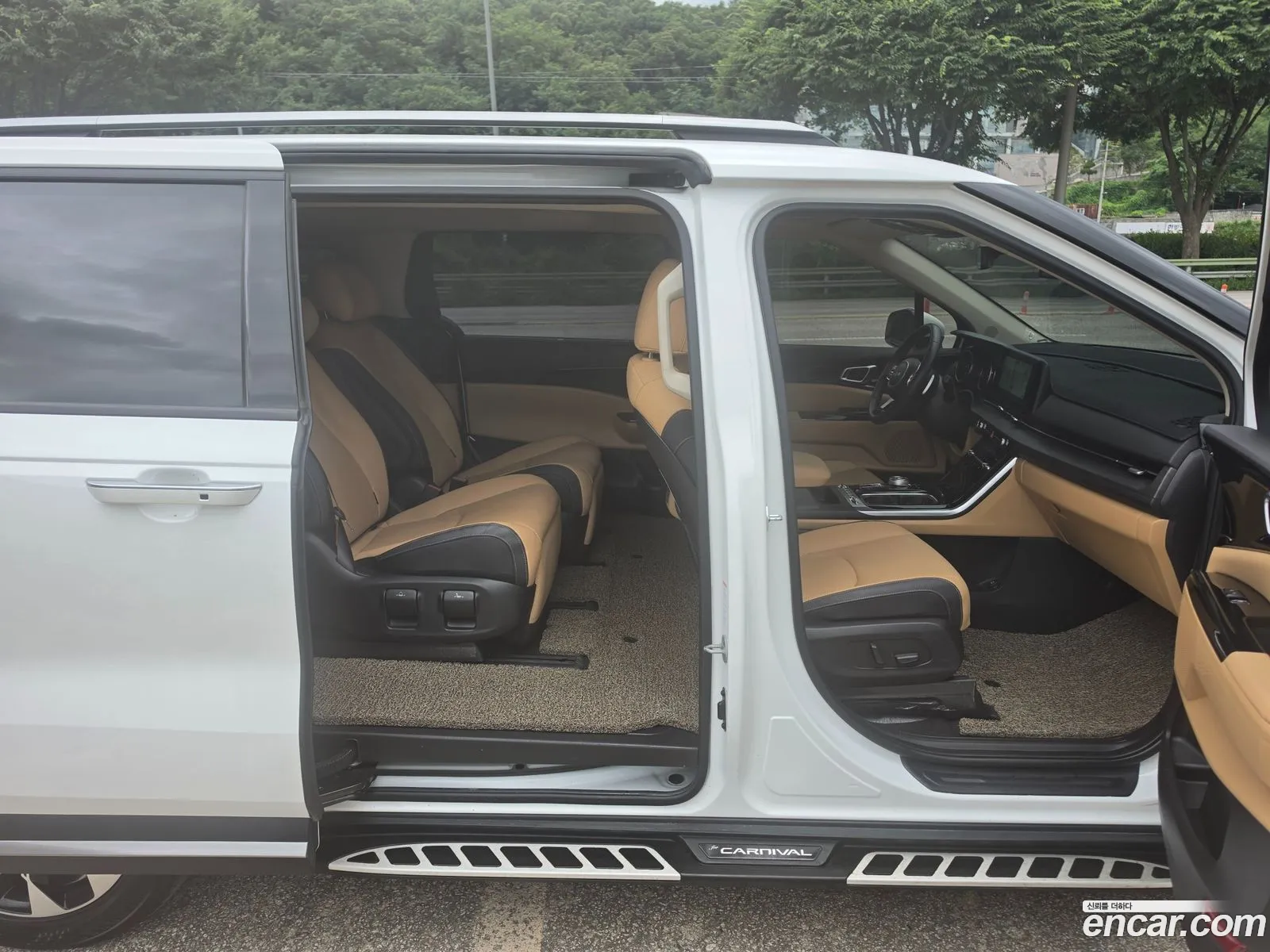 Kia Carnival 2023 — 6