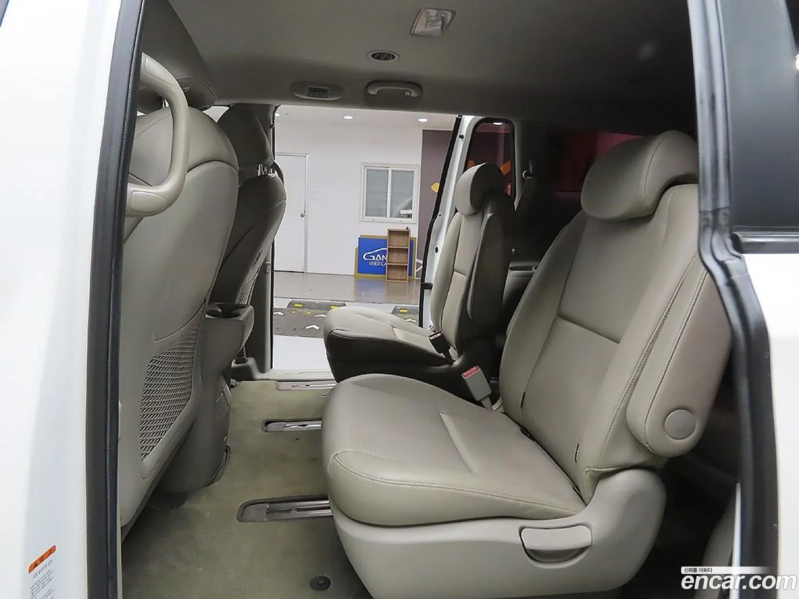 Kia Carnival 2018 — 5