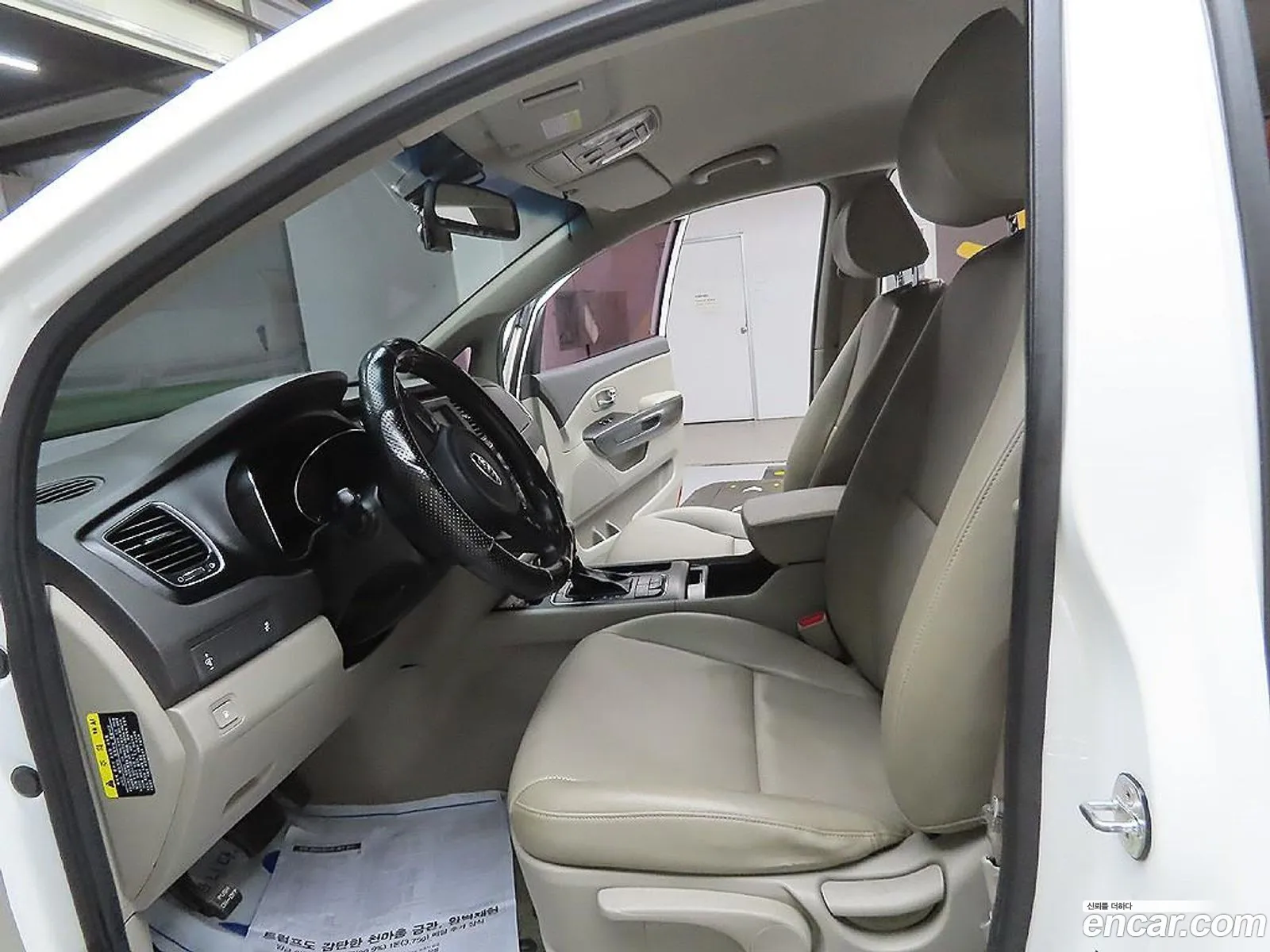 Kia Carnival 2018 — 17