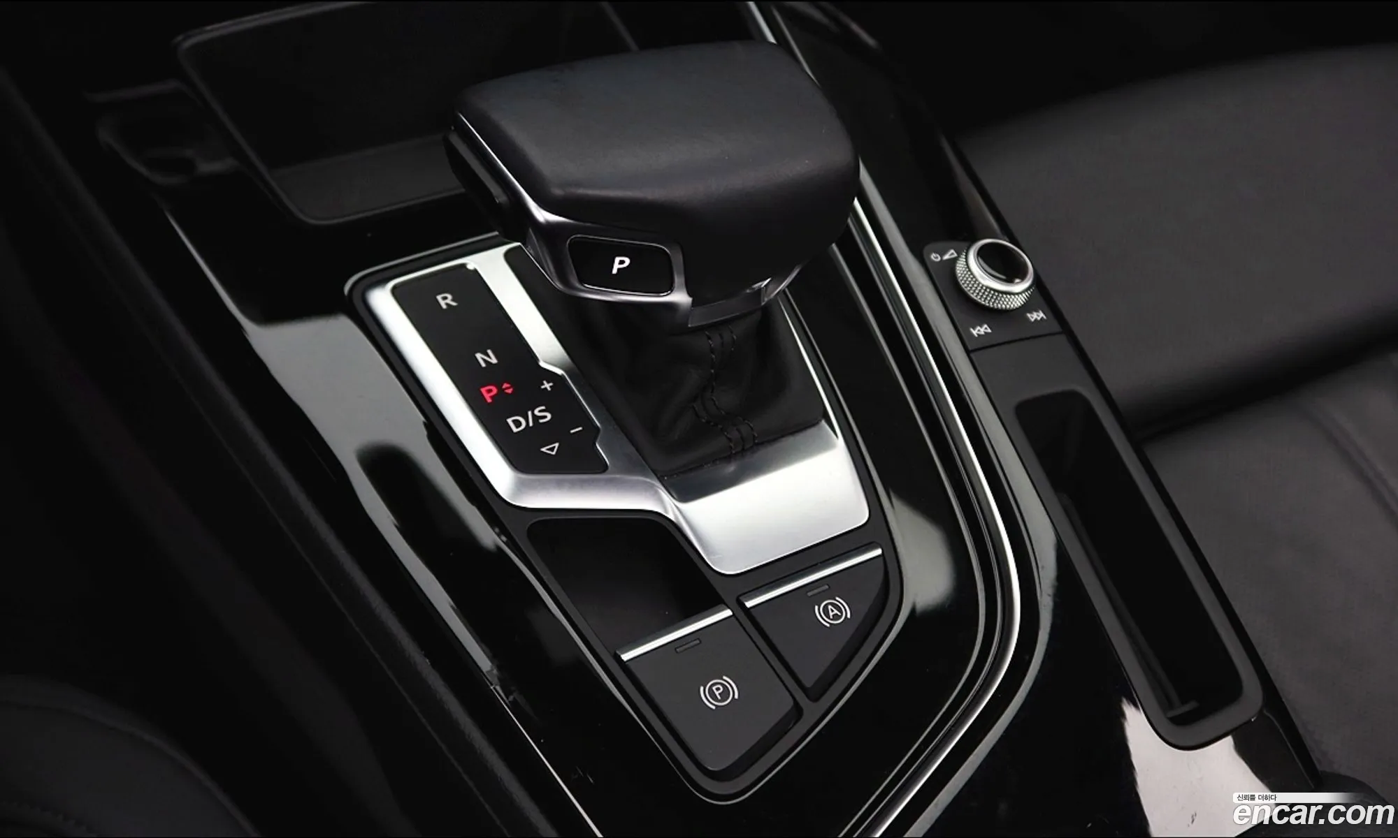Audi A4 2021 — 3