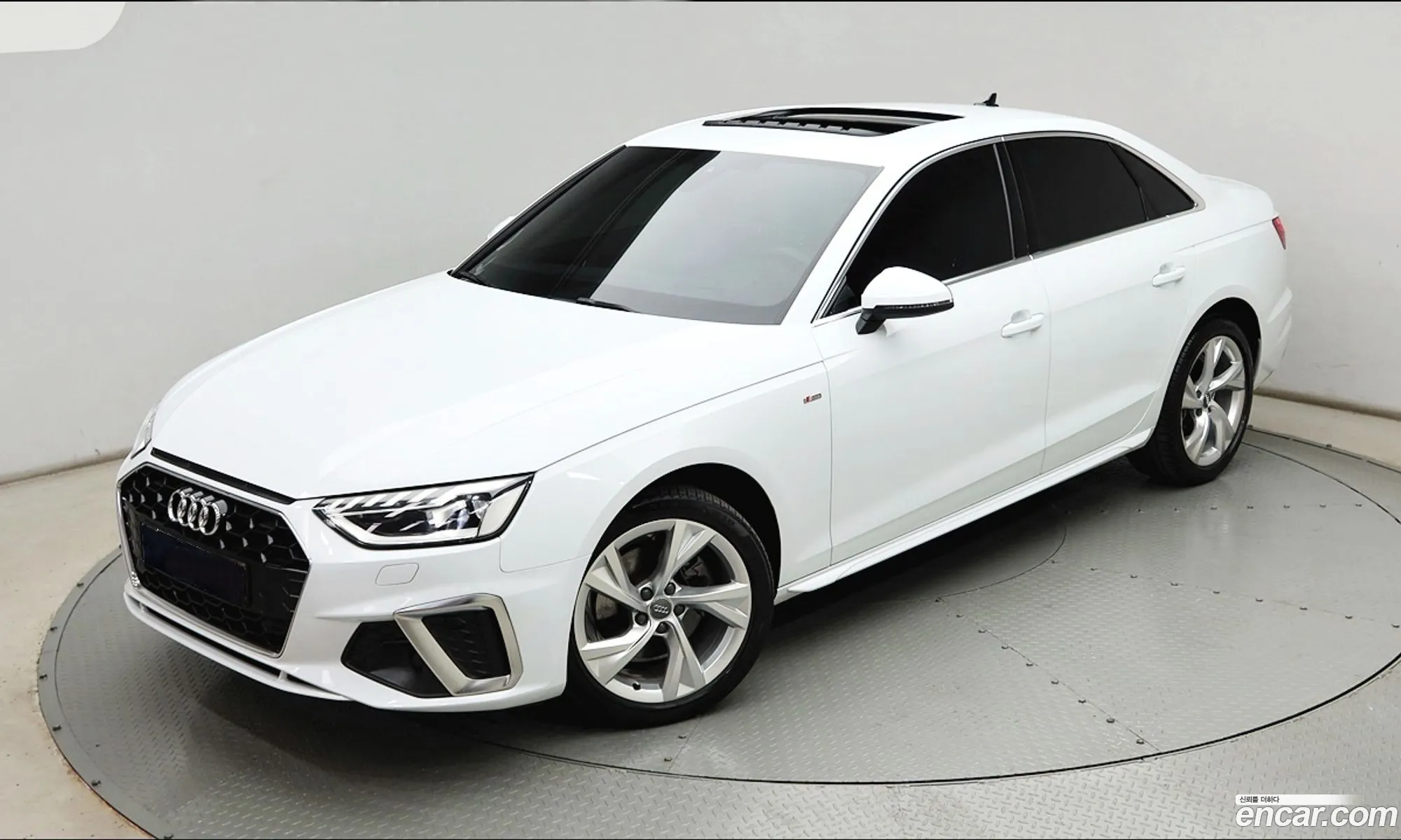 Audi A4 2021 — 5