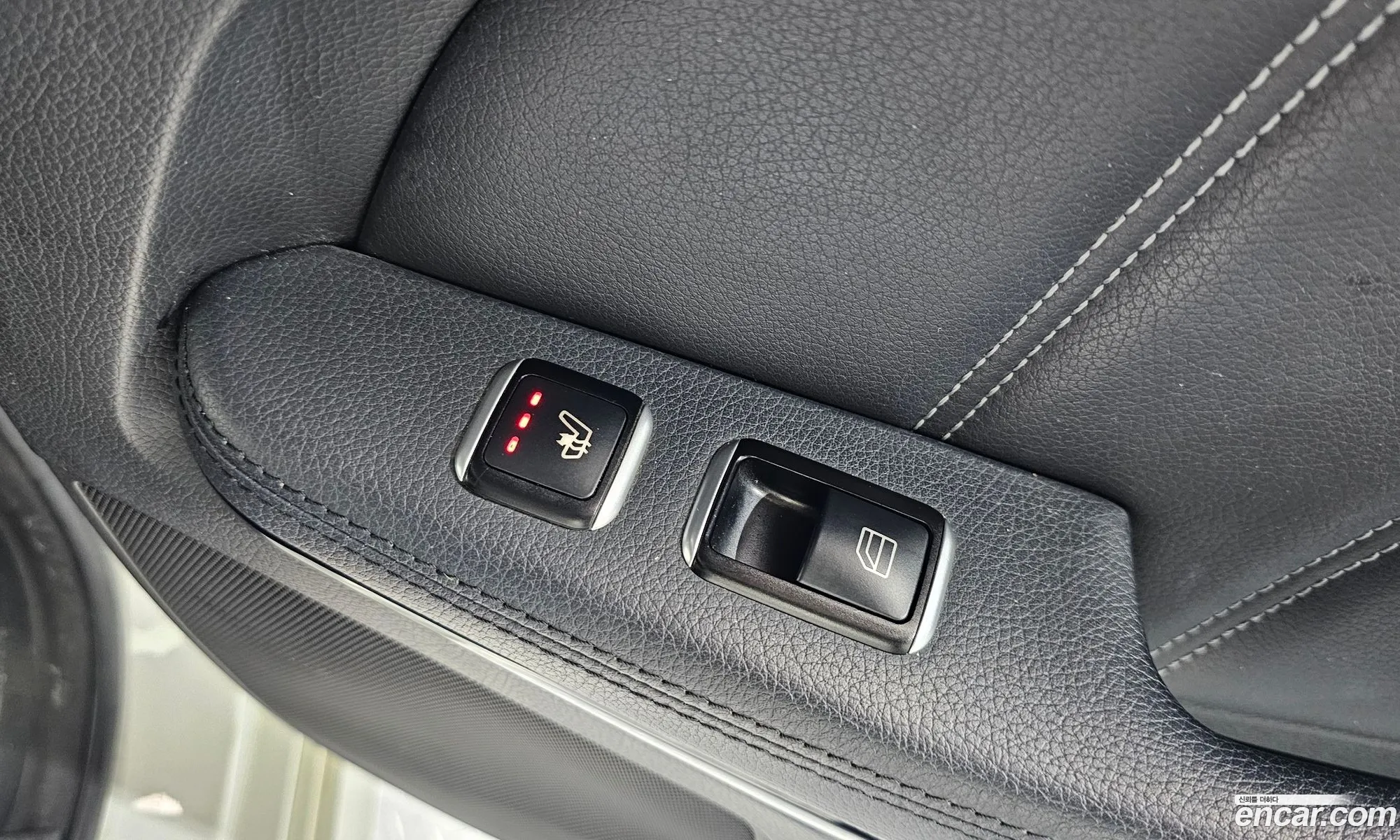 Mercedes-Benz E-Class W212 2015 — 18