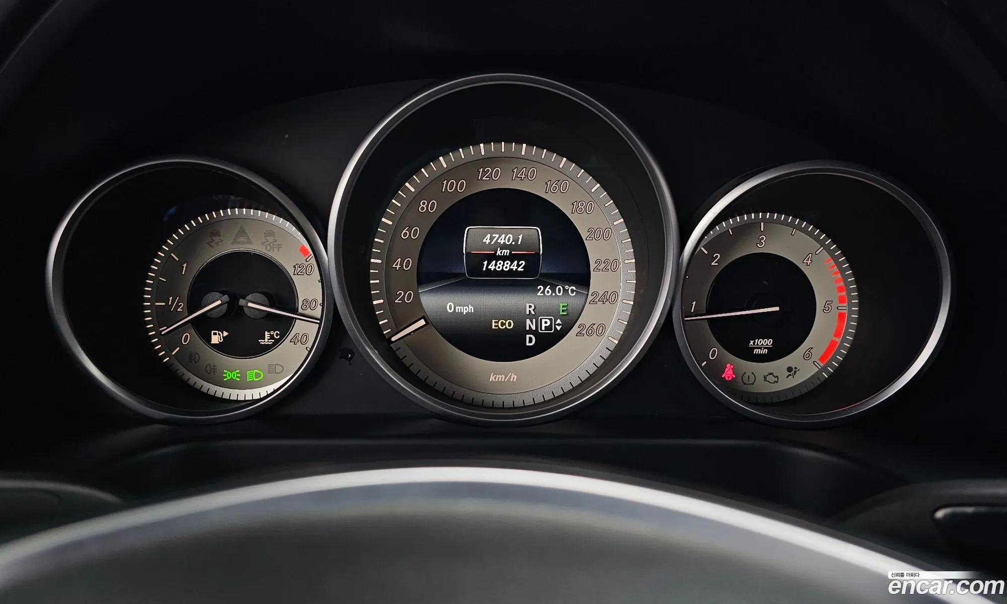 Mercedes-Benz E-Class W212 2015 — 20