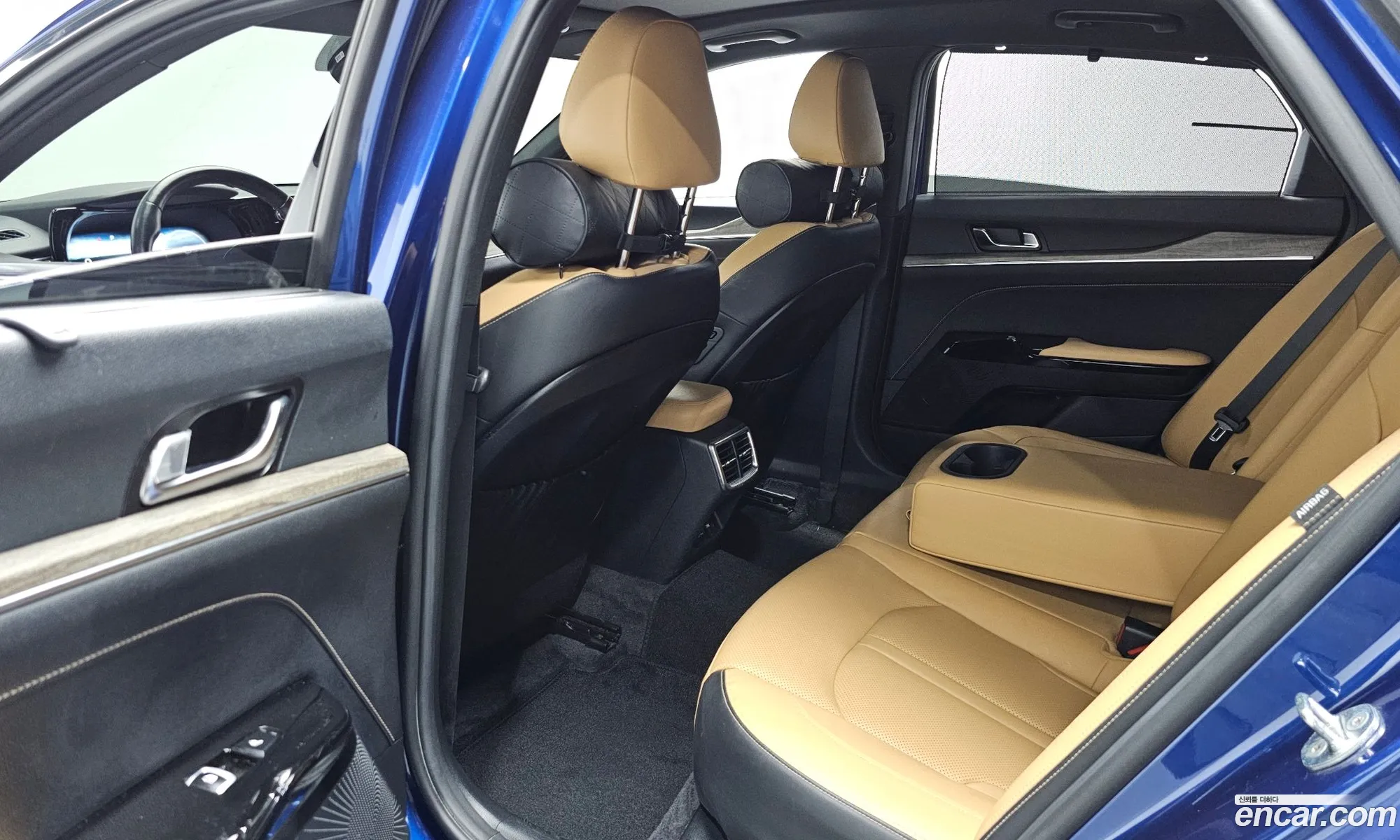 Kia K5 2022 KNAG6412BPA205701 — 26