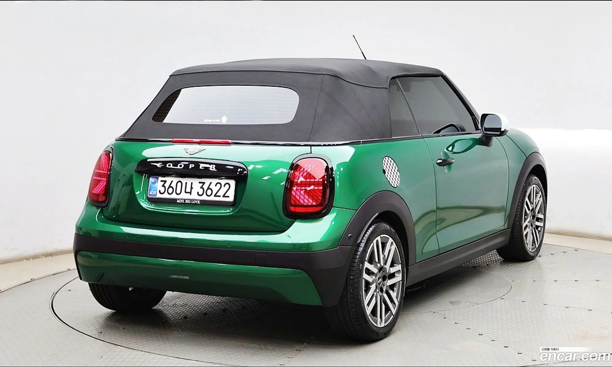Mini Cooper C Convertible 2025 — 19