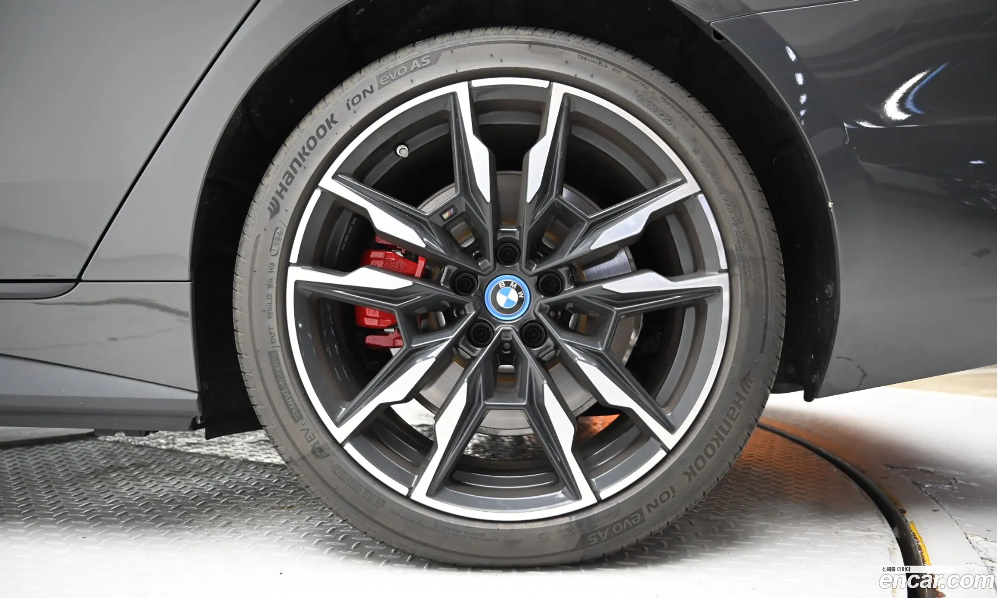BMW i4 2024 — 10