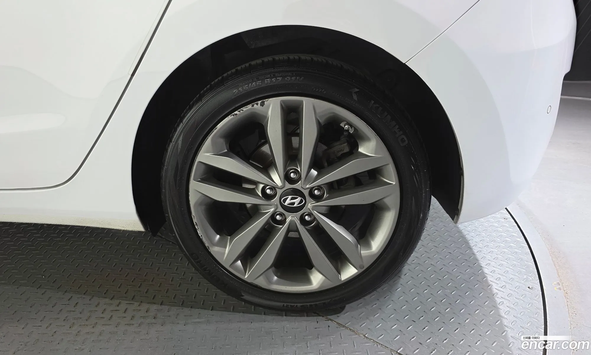 Hyundai i30 2015 — 16