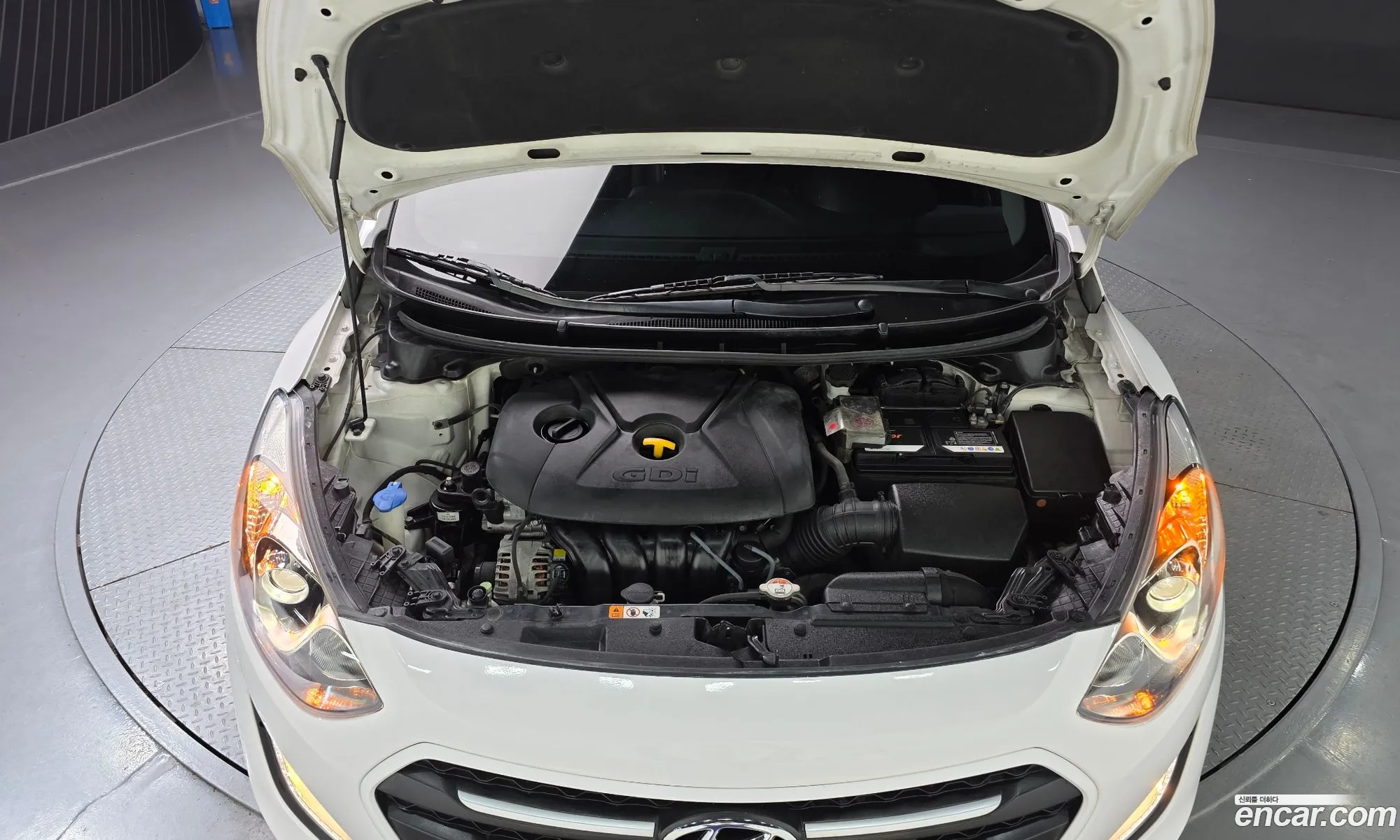 Hyundai i30 2015 — 28