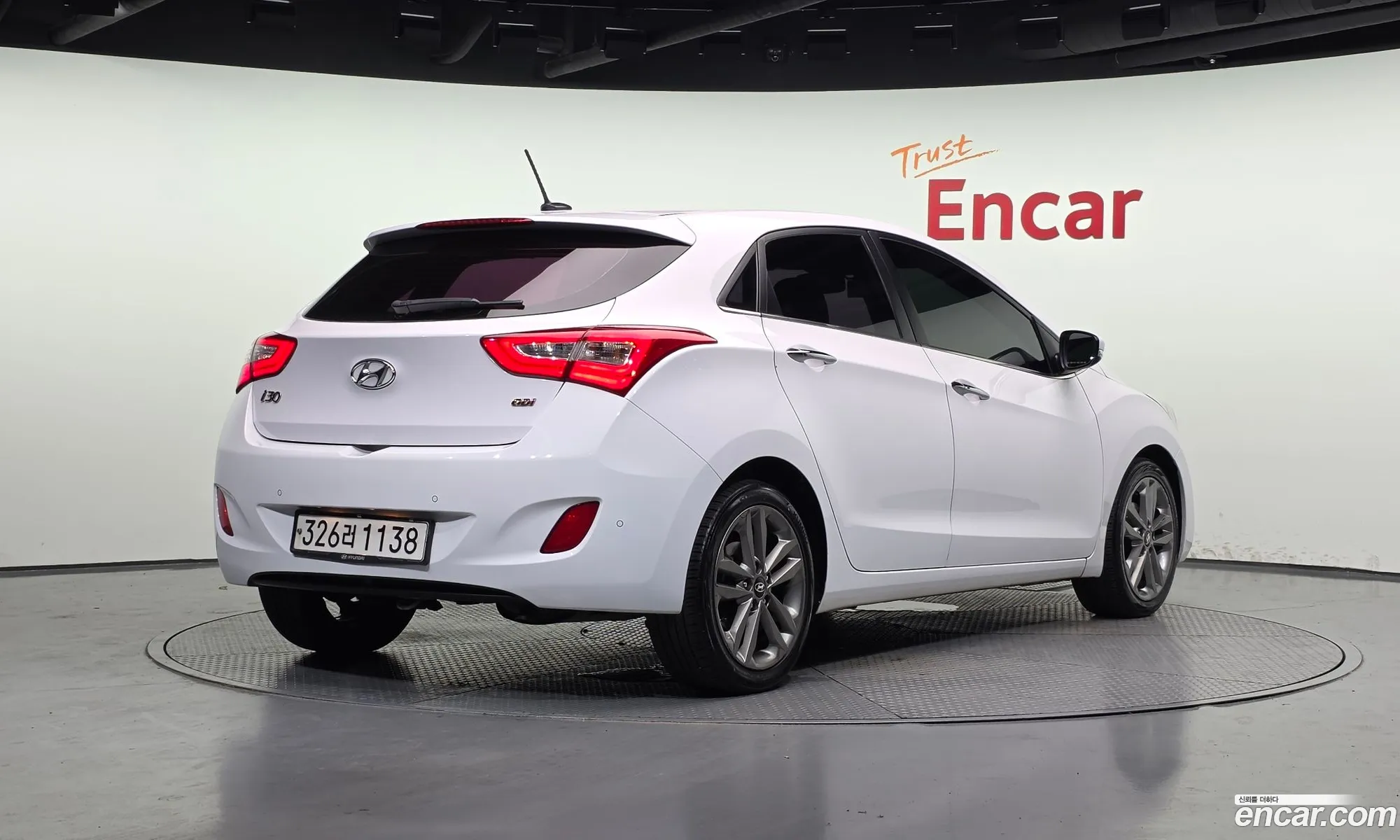 Hyundai i30 2015 — 27