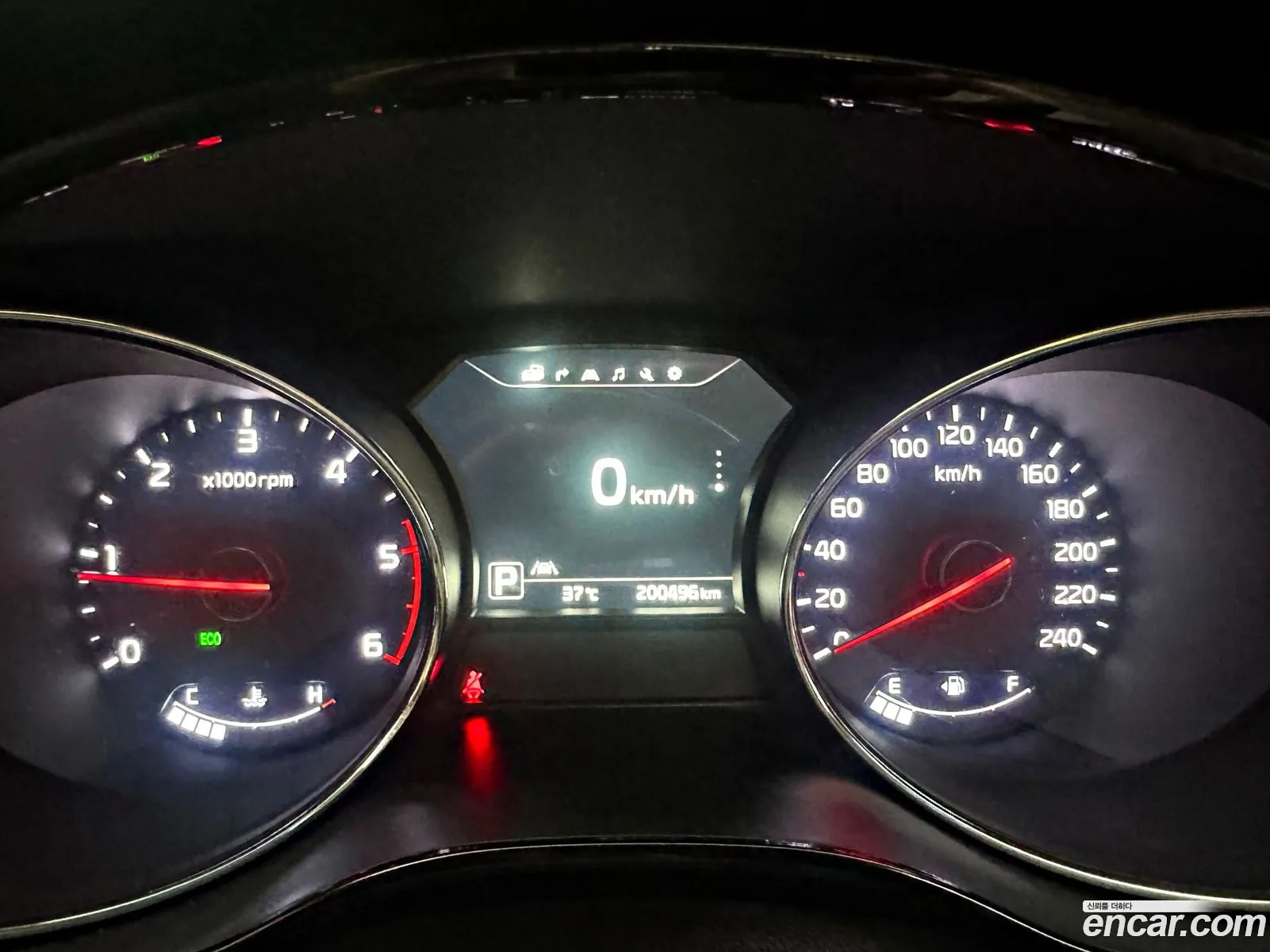 Kia Carnival 2016 — 8