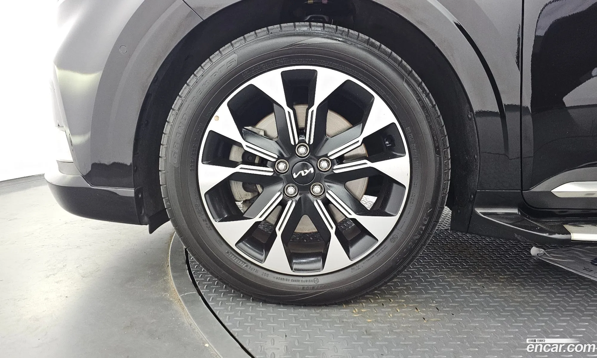 Kia Carnival 2022 KNANE813BPS222674 — 3