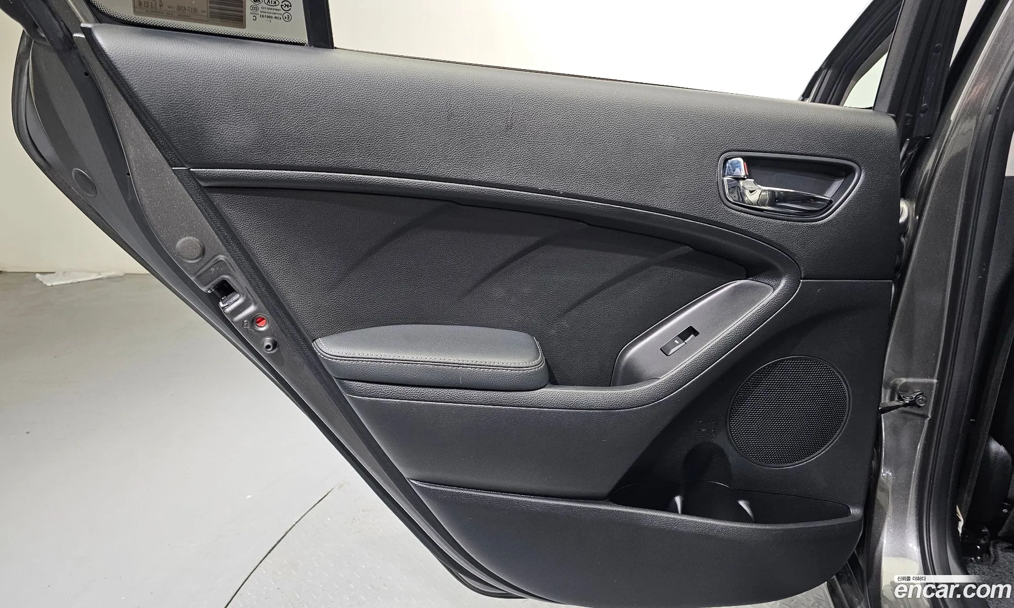 Kia K3 2013 KNAFX412BDA037378 — 7