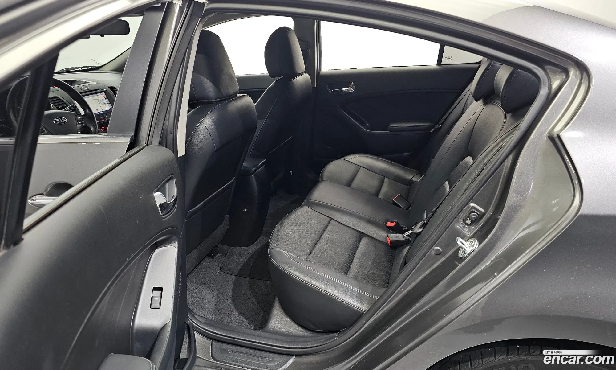 Kia K3 2013 KNAFX412BDA037378 — 10