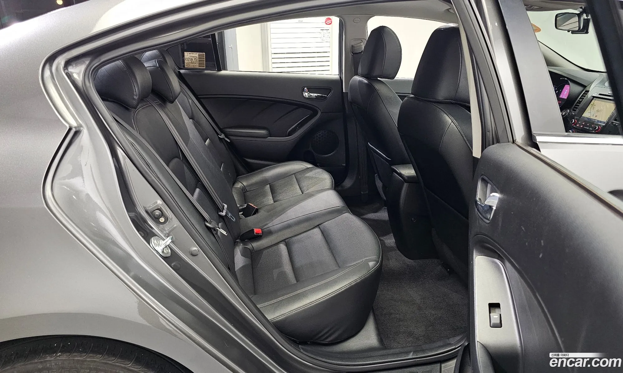 Kia K3 2013 KNAFX412BDA037378 — 29