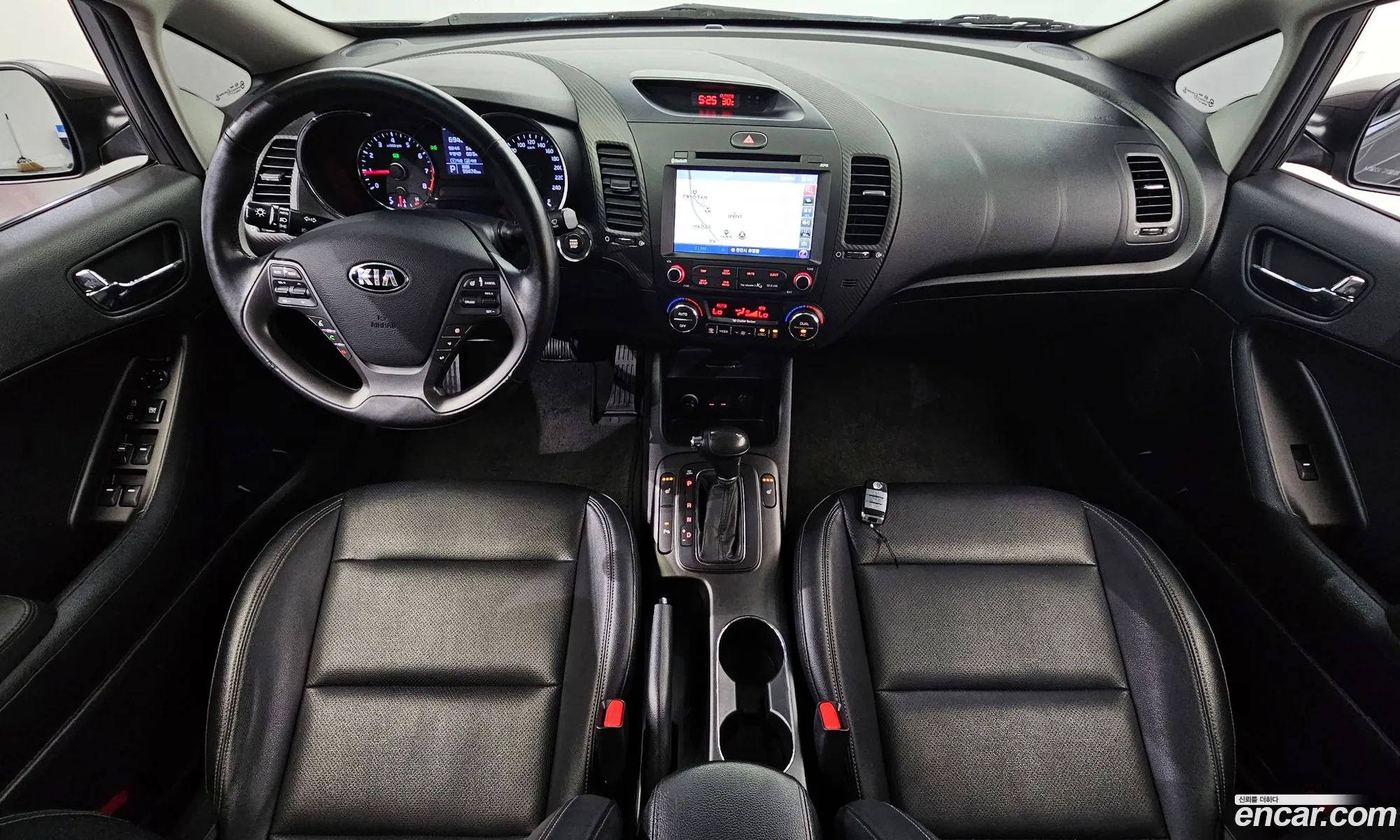 Kia K3 2013 KNAFX412BDA037378 — 20