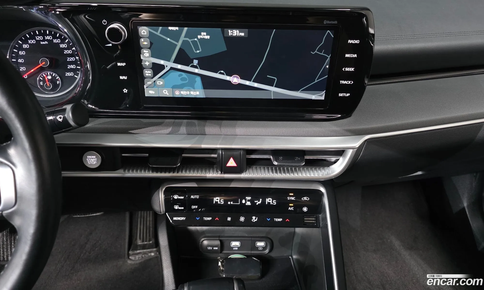 Kia K5 2021 KNAG741BBMA140271 — 4