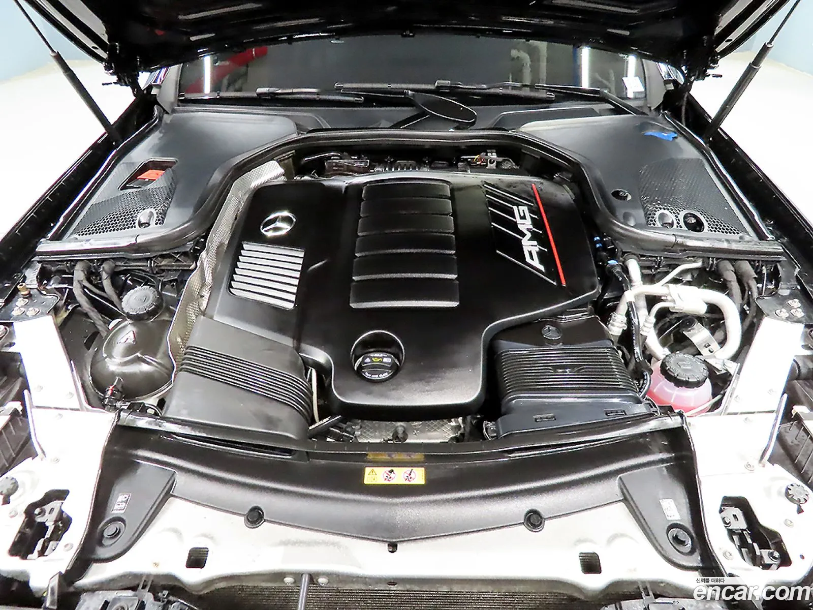 Mercedes-Benz E-Class W213 2023 — 12