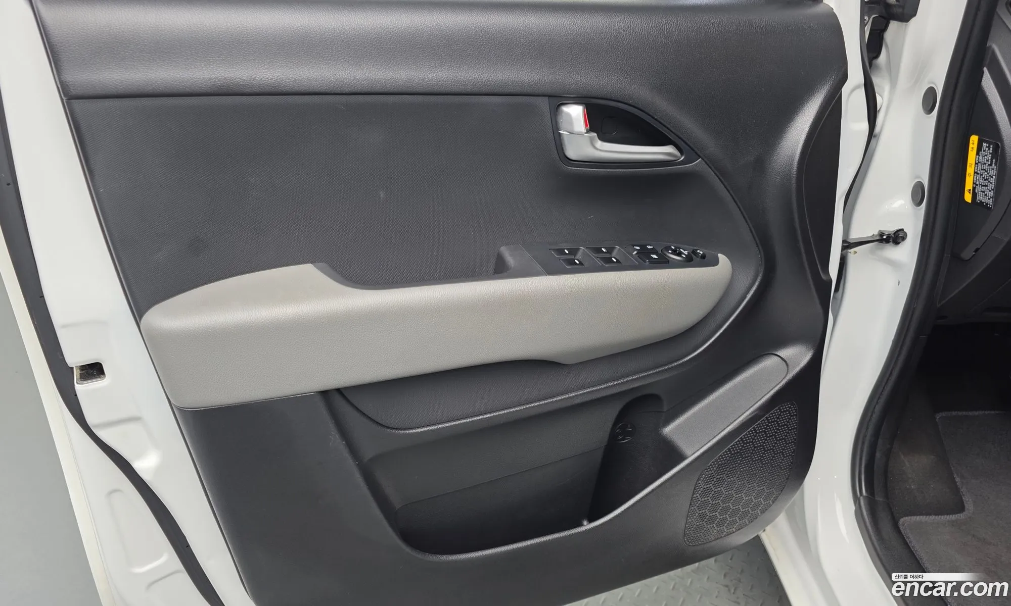 Kia Kia Ray EV 2023 — 17