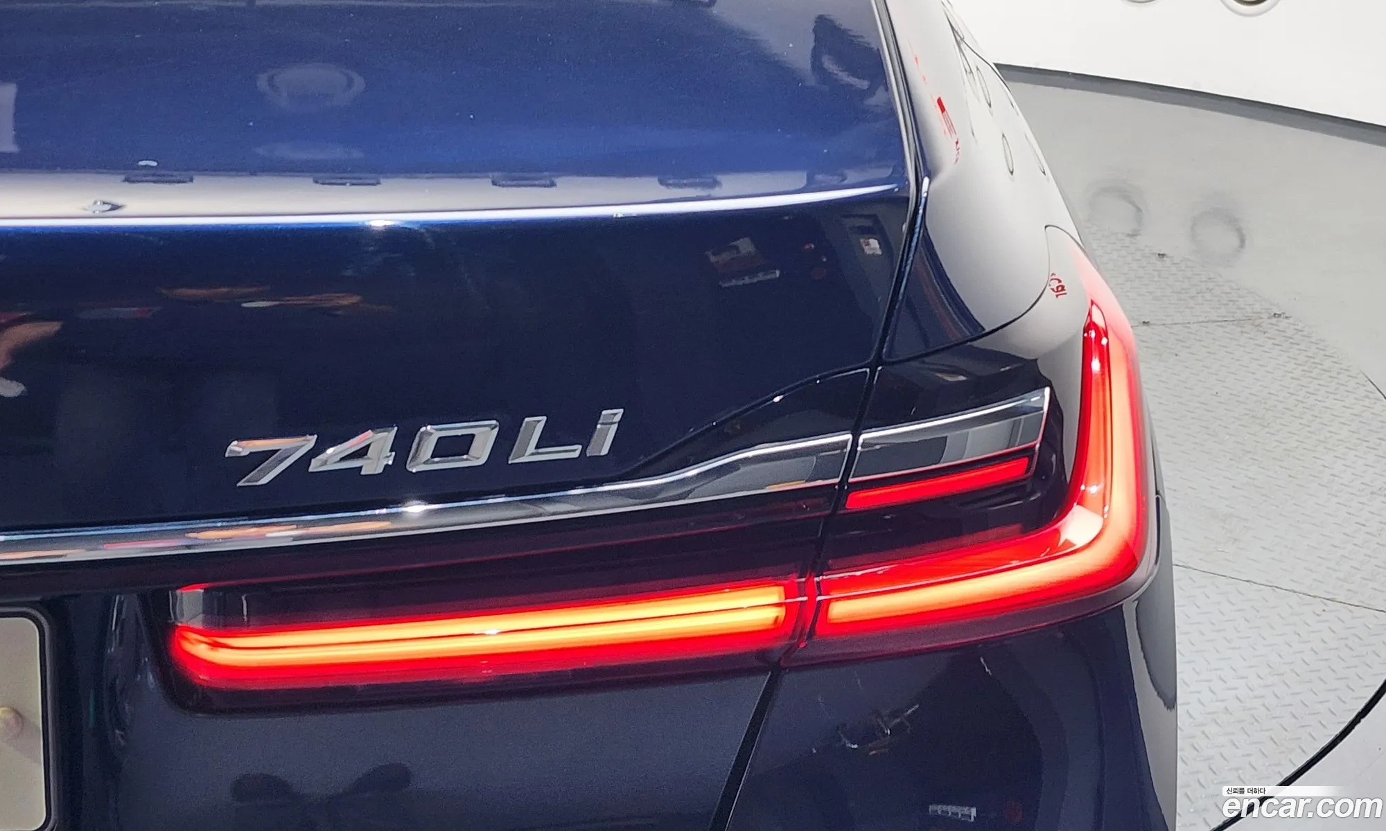 BMW 7 Series 2019 WBA7T4101LBM61421 — 29