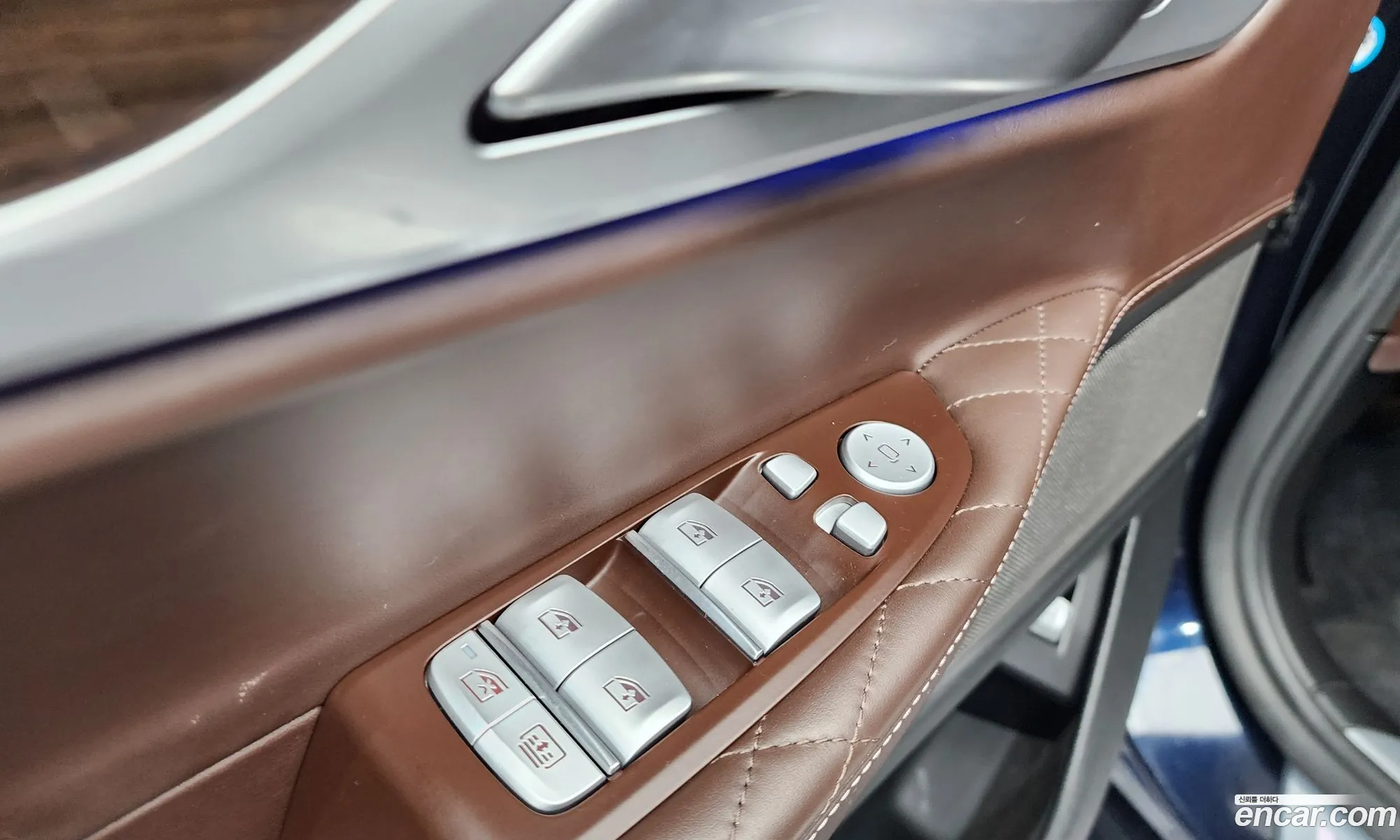 BMW 7 Series 2019 WBA7T4101LBM61421 — 10