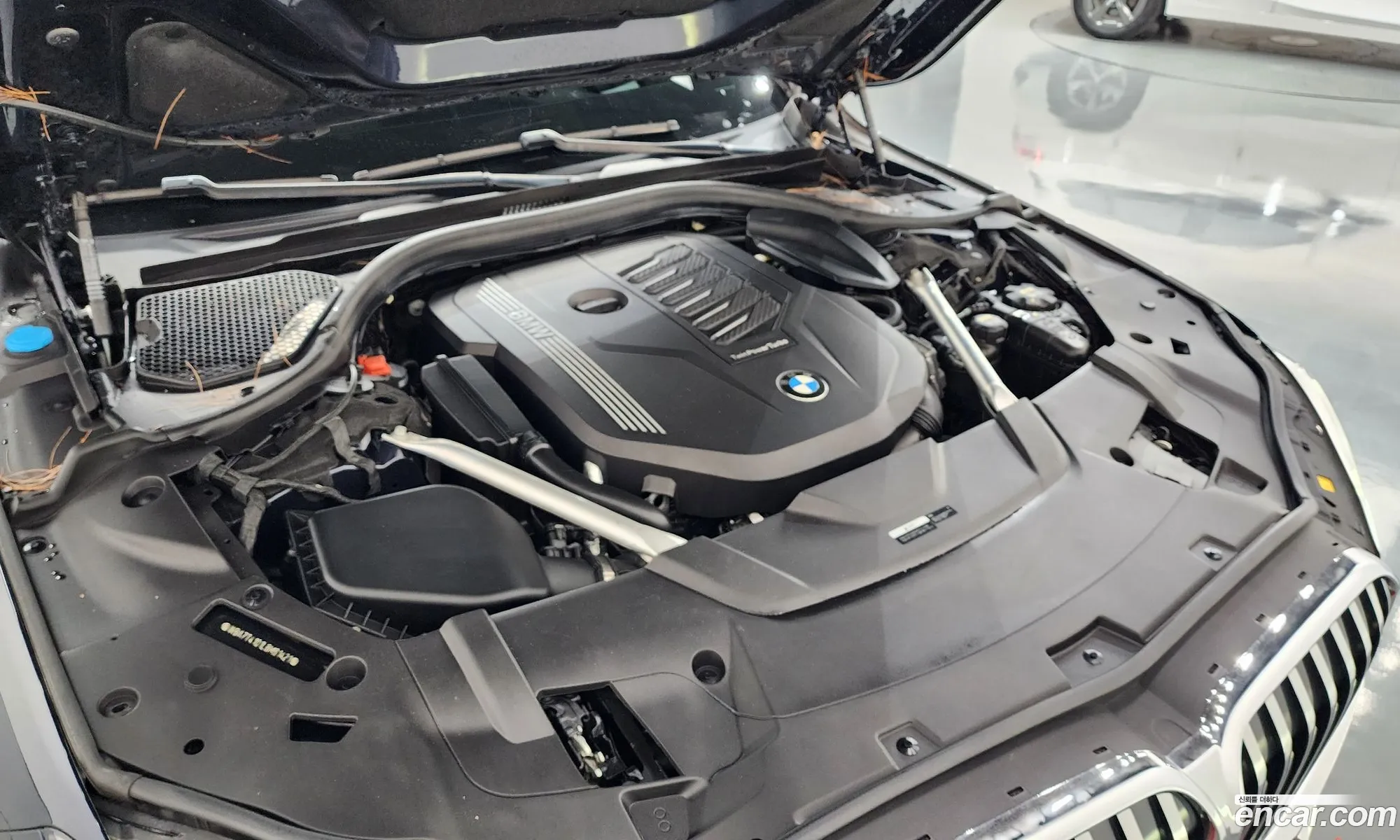 BMW 7 Series 2019 WBA7T4101LBM61421 — 31