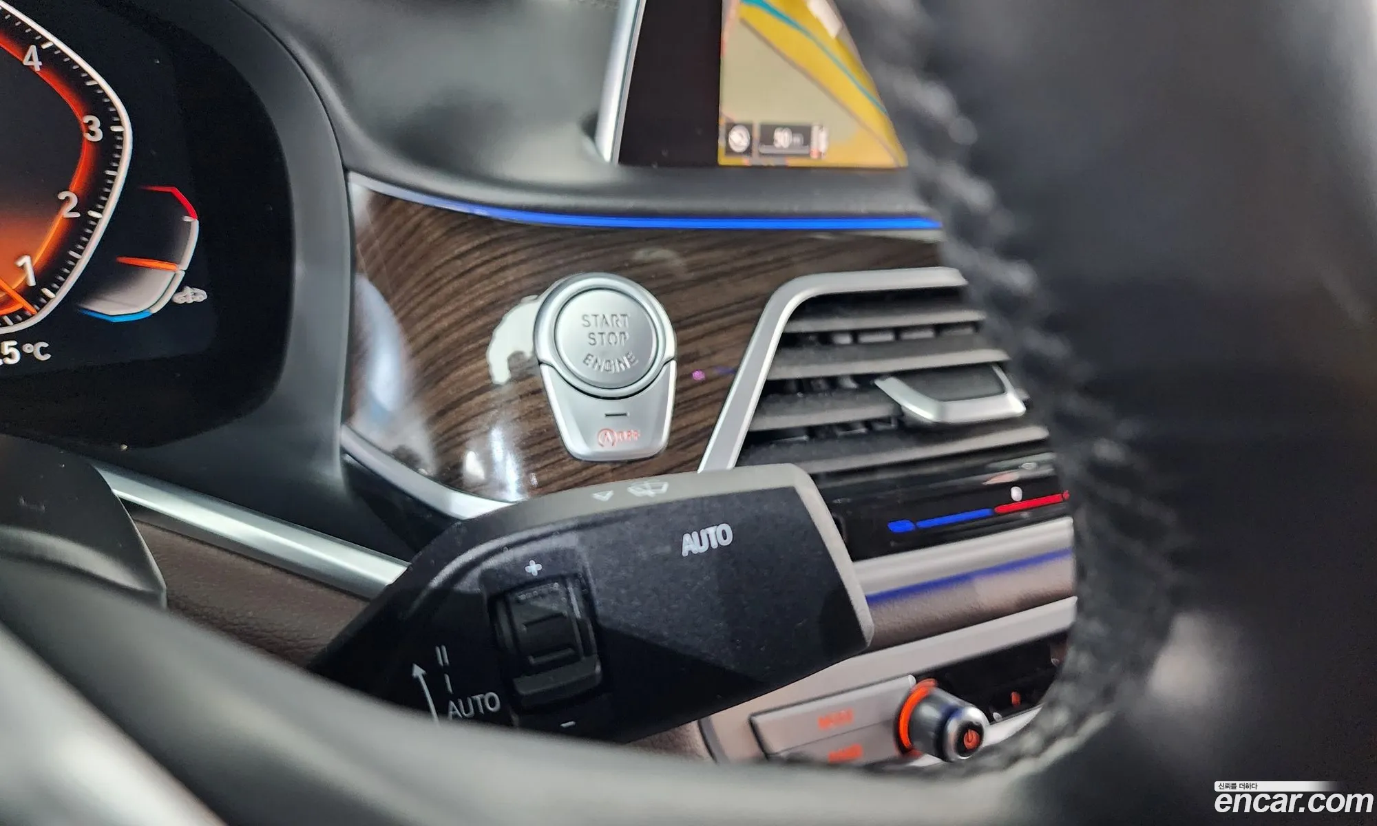 BMW 7 Series 2019 WBA7T4101LBM61421 — 38