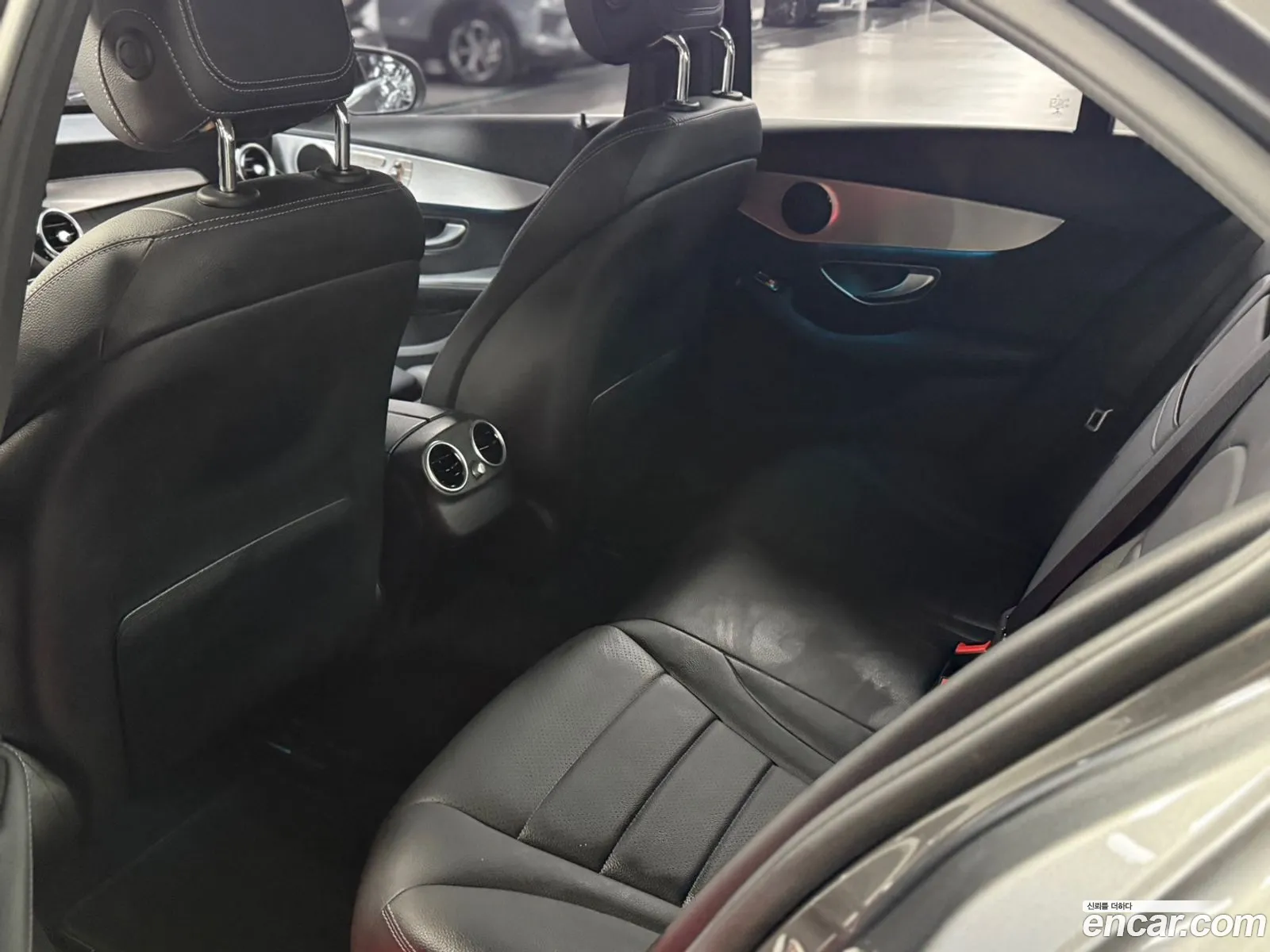 Mercedes-Benz C-Class W205 2017 — 11