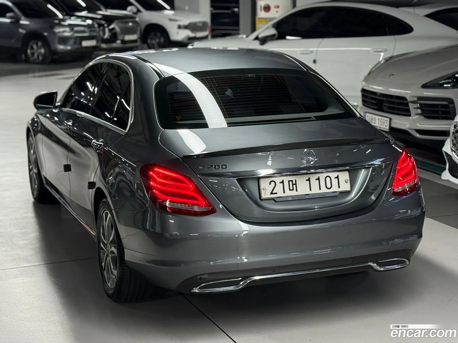 Mercedes-Benz C-Class W205 2017 — 12