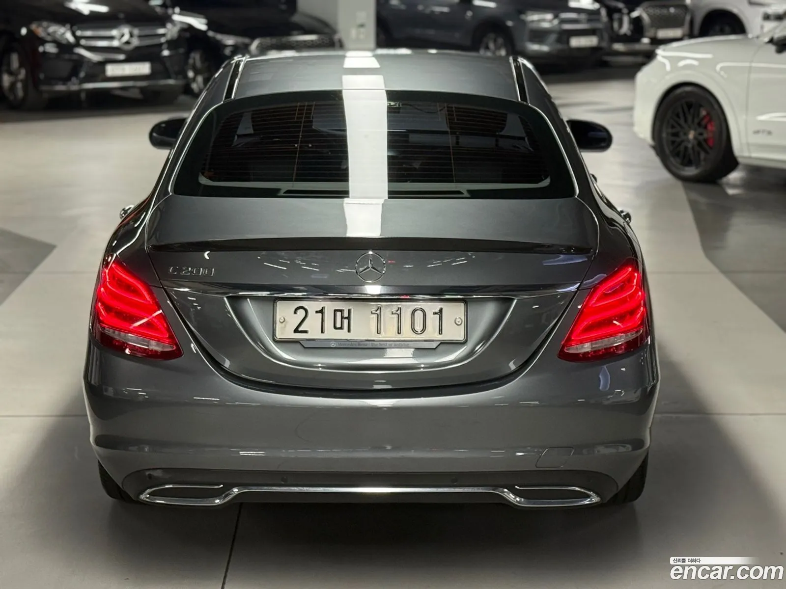 Mercedes-Benz C-Class W205 2017 — 18
