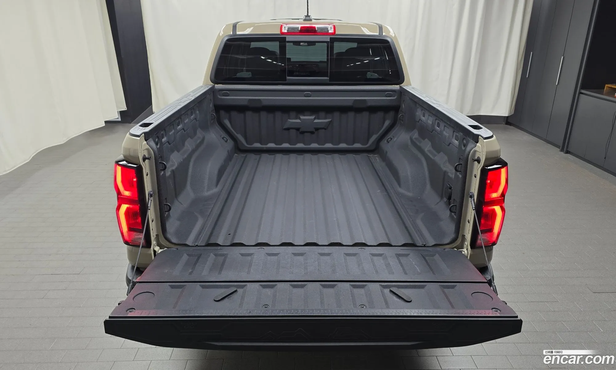 Chevrolet (GM Daewoo) Colorado 2024 — 16