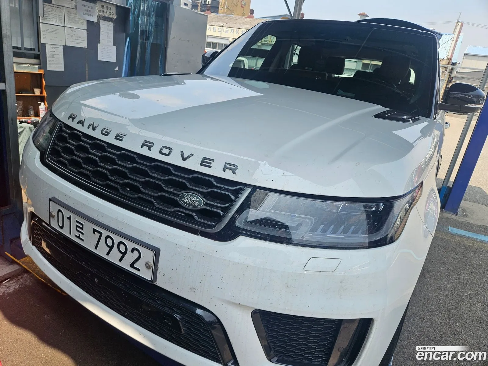 Land Rover Range Rover Sport 2019 — 12