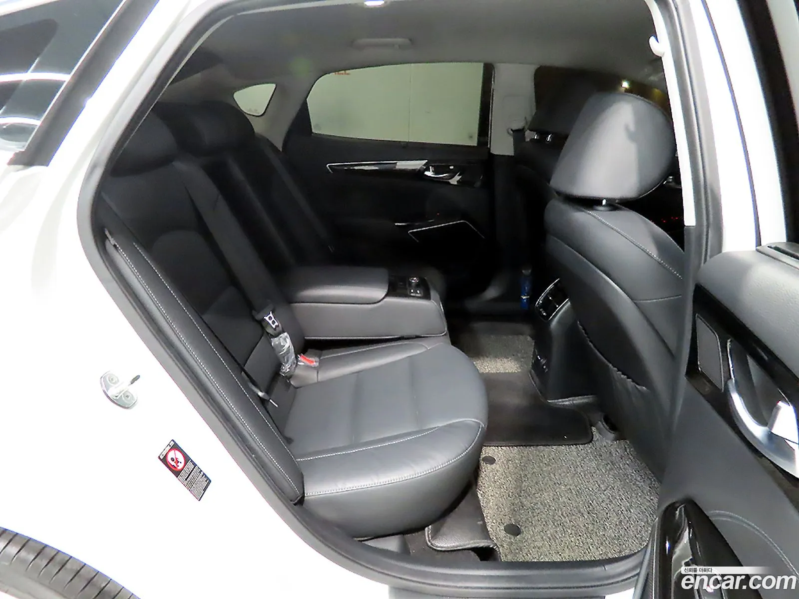 Kia K7 2019 — 7