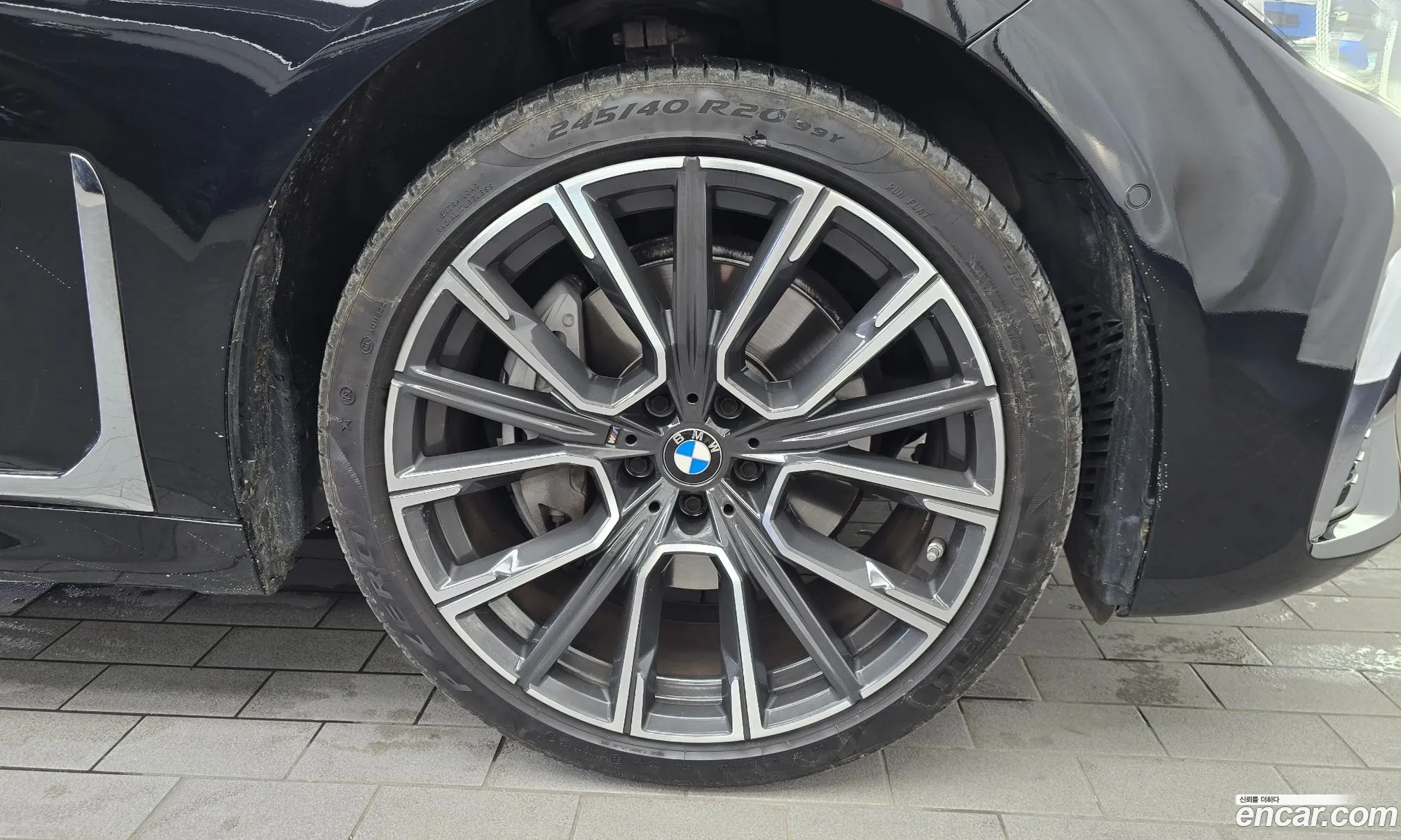 BMW 7 Series 2021 WBA7T4103MCH32655 — 31