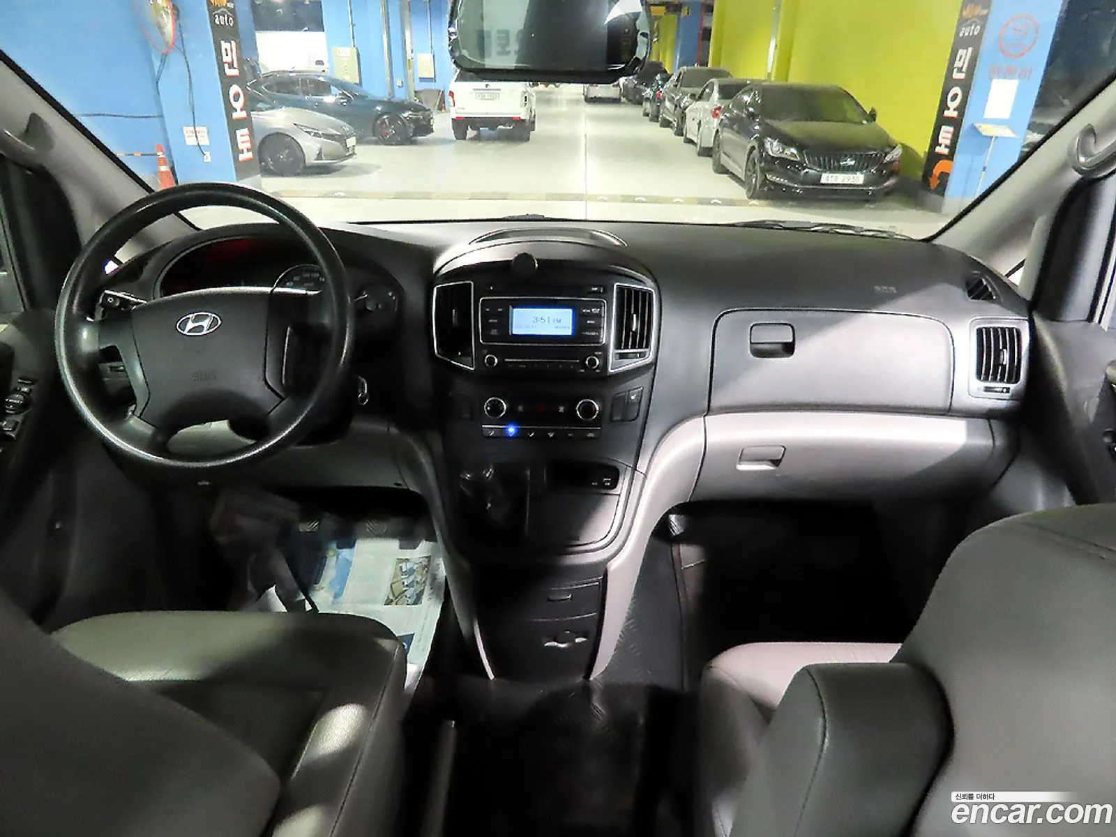 Hyundai Grand Starex 2015 — 13