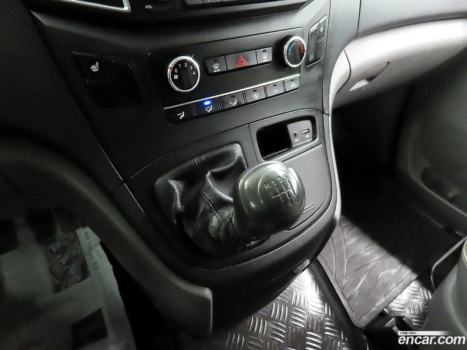 Hyundai Grand Starex 2015 — 7