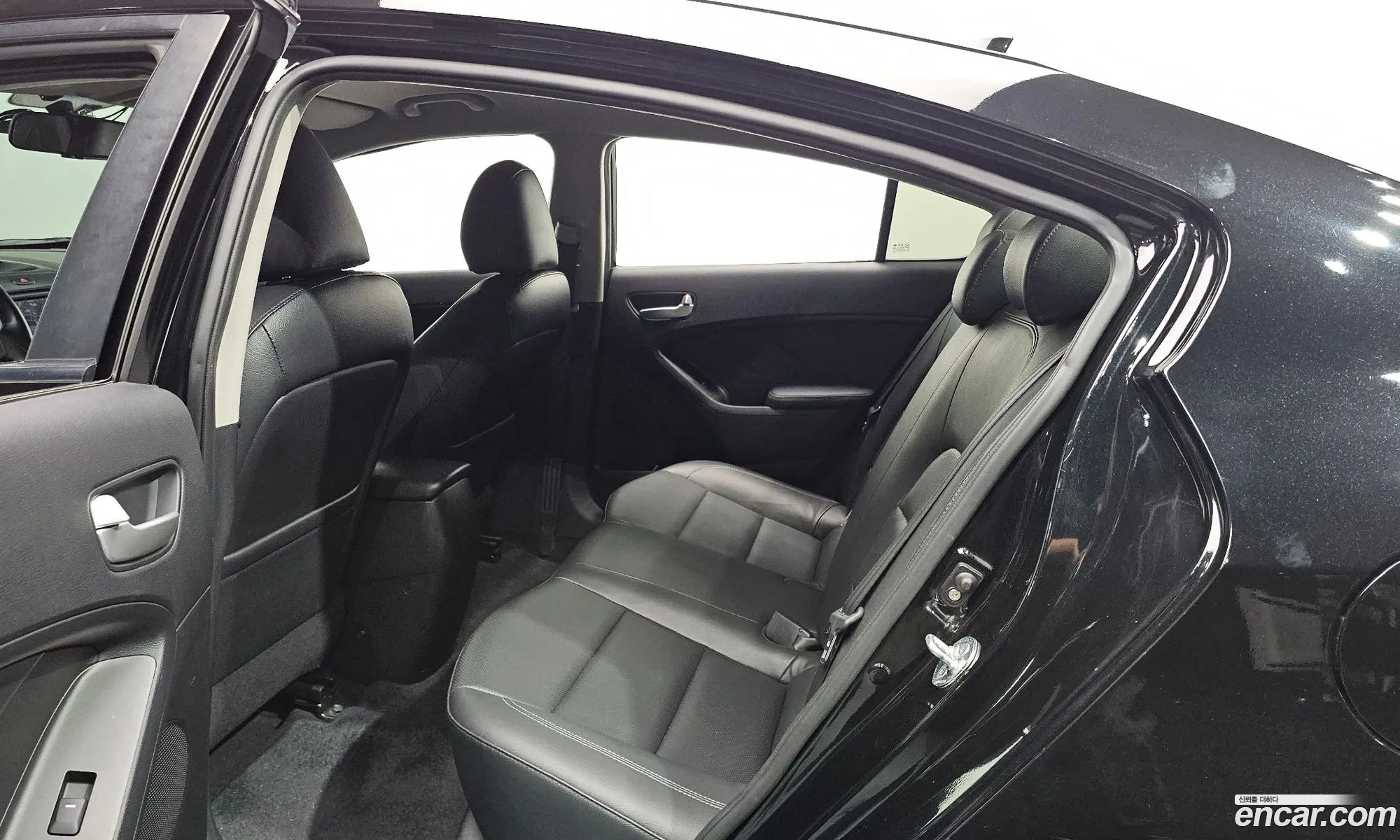 Kia K3 2013 KNAFK412BDA846691 — 13