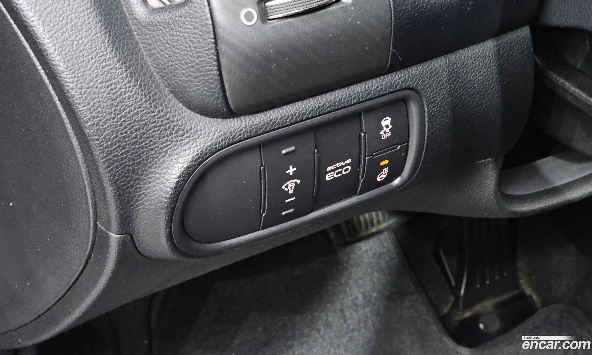 Kia K3 2013 KNAFK412BDA846691 — 4